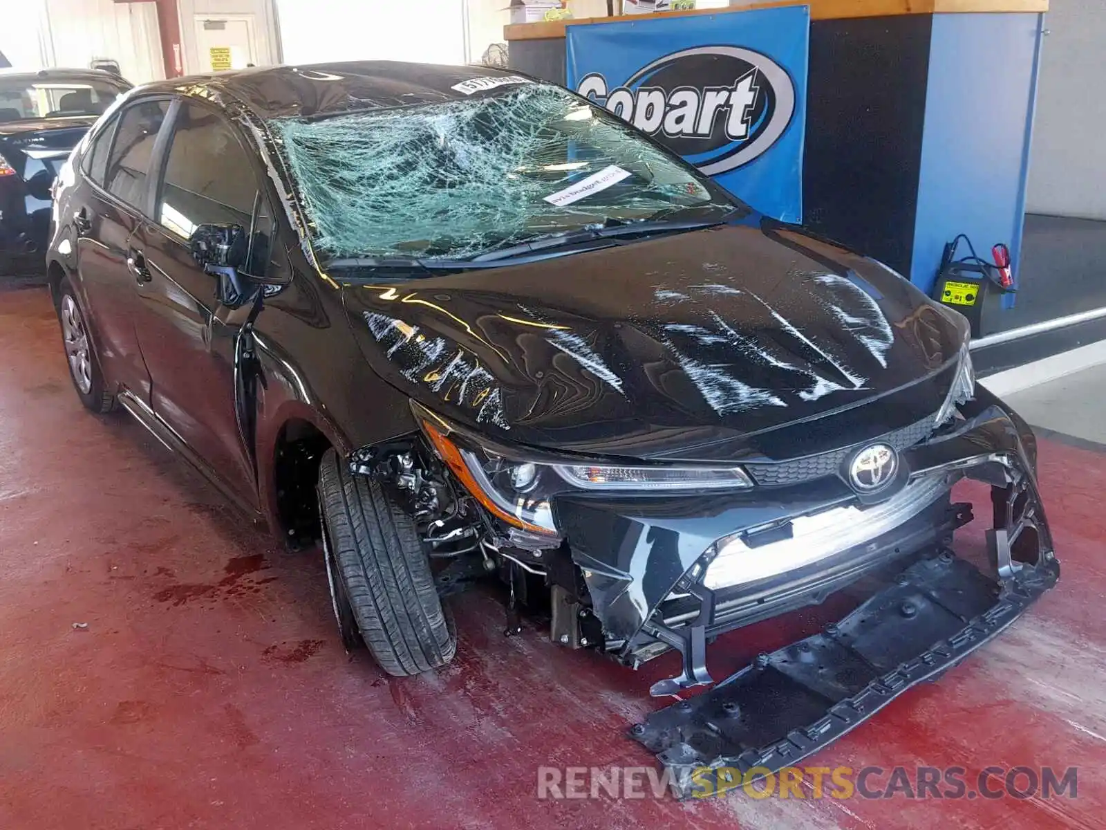 1 Photograph of a damaged car 5YFEPRAE6LP022031 TOYOTA COROLLA 2020