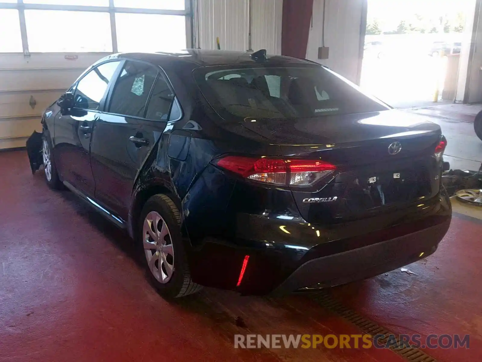 3 Photograph of a damaged car 5YFEPRAE6LP022031 TOYOTA COROLLA 2020