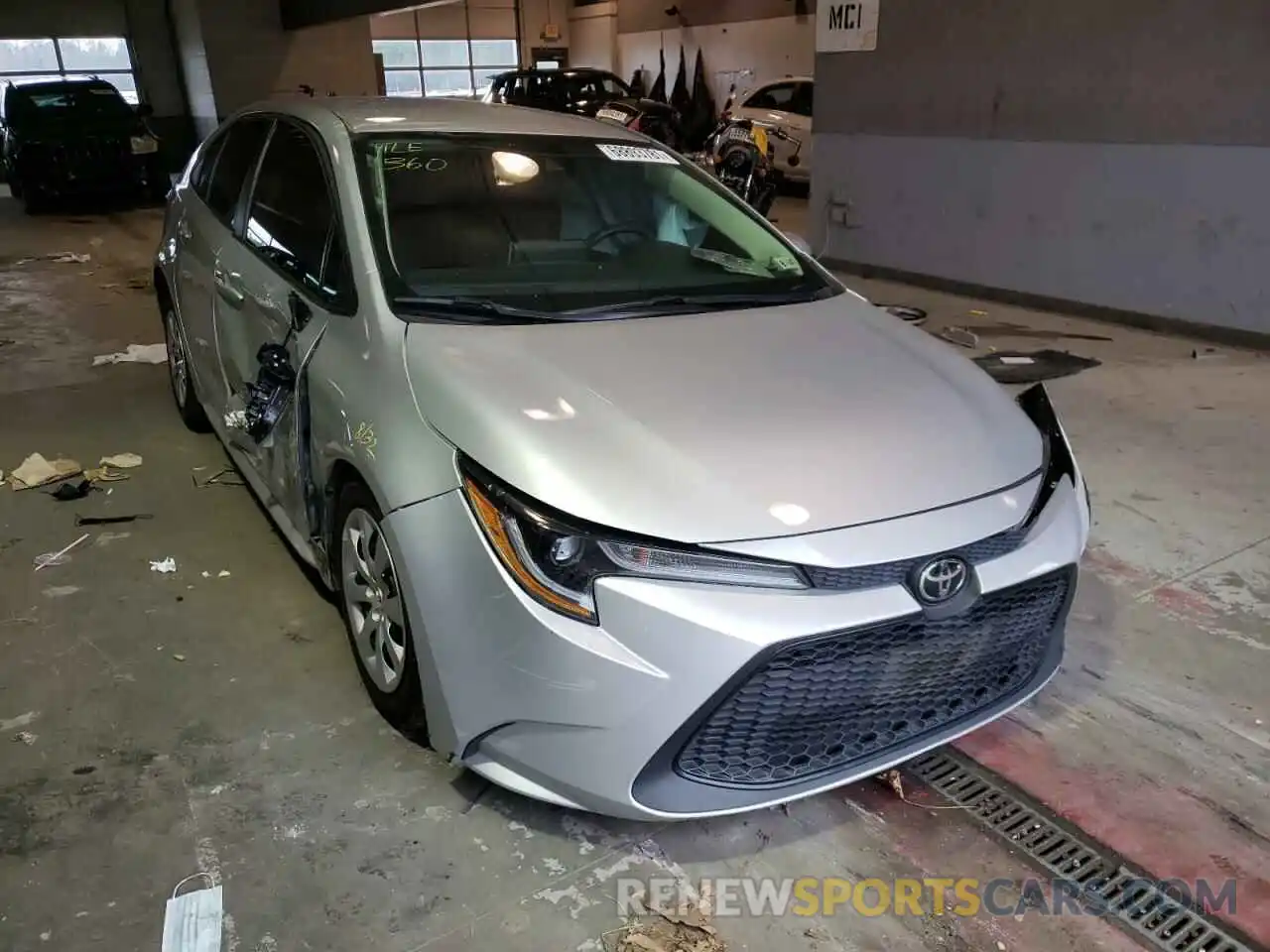 1 Photograph of a damaged car 5YFEPRAE6LP022126 TOYOTA COROLLA 2020