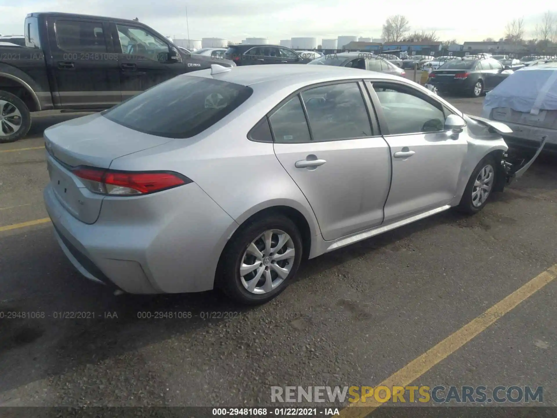 4 Photograph of a damaged car 5YFEPRAE6LP024328 TOYOTA COROLLA 2020