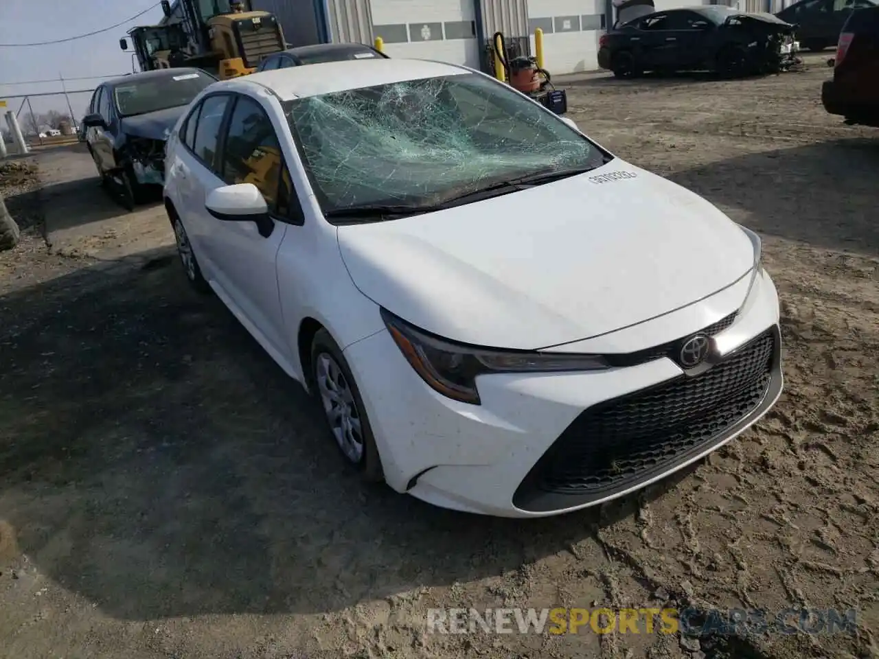 1 Photograph of a damaged car 5YFEPRAE6LP024555 TOYOTA COROLLA 2020