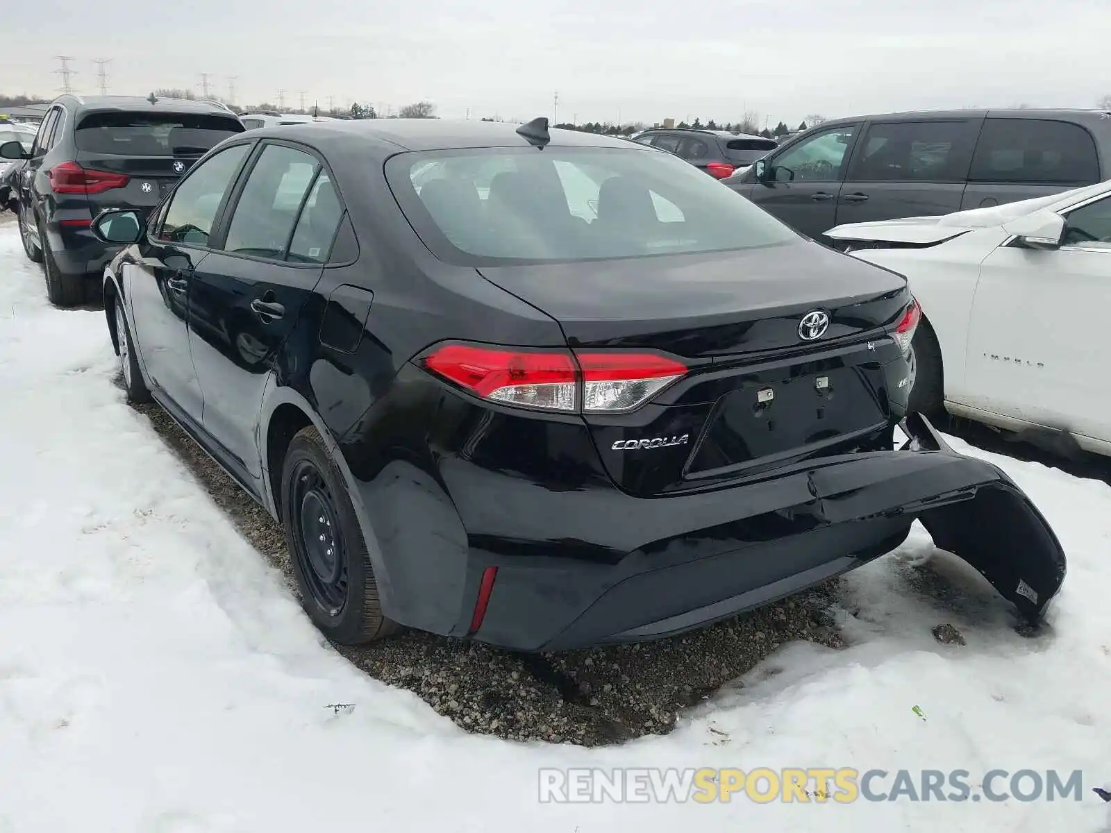 3 Photograph of a damaged car 5YFEPRAE6LP027956 TOYOTA COROLLA 2020