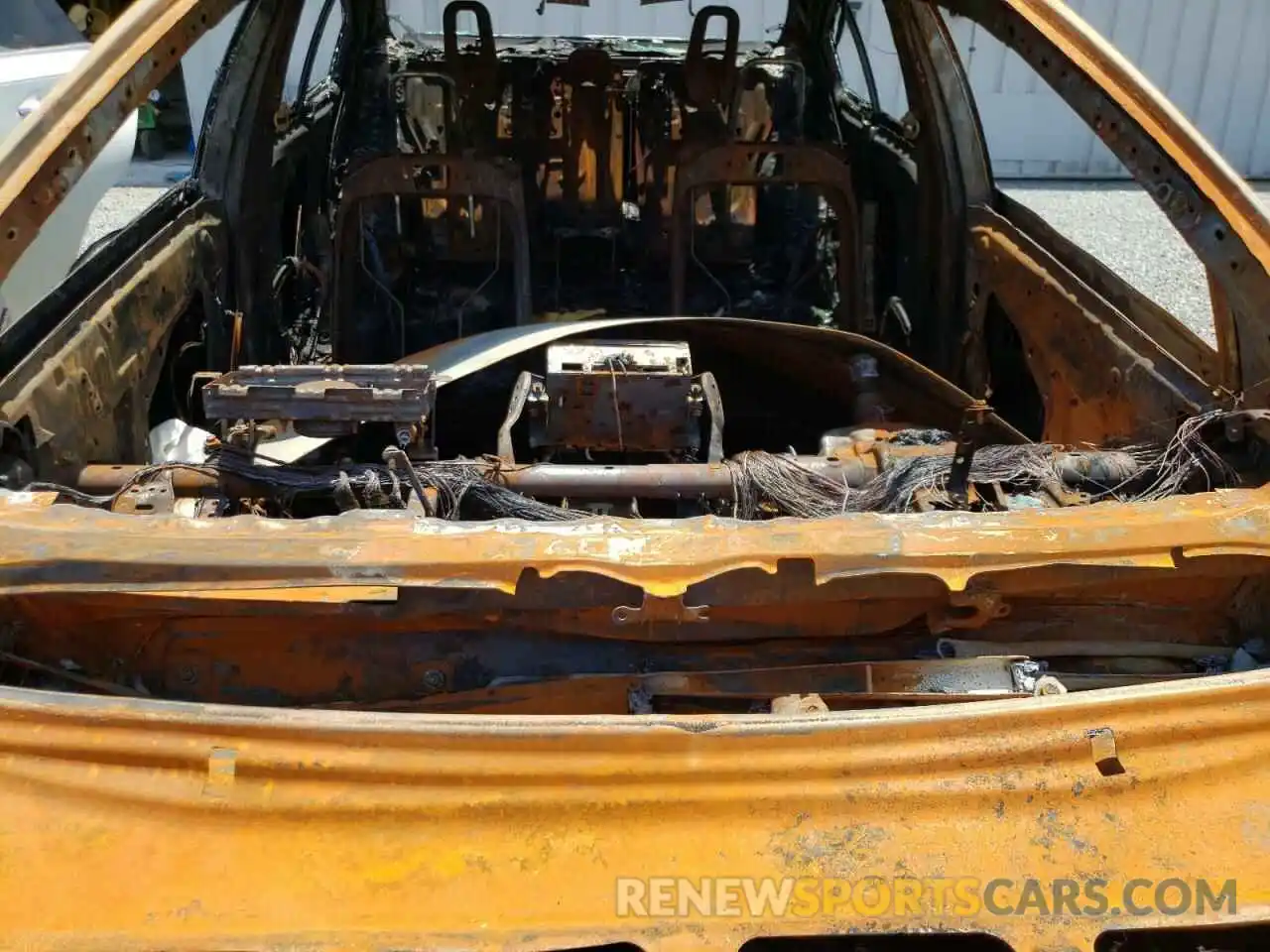 10 Photograph of a damaged car 5YFEPRAE6LP029075 TOYOTA COROLLA 2020