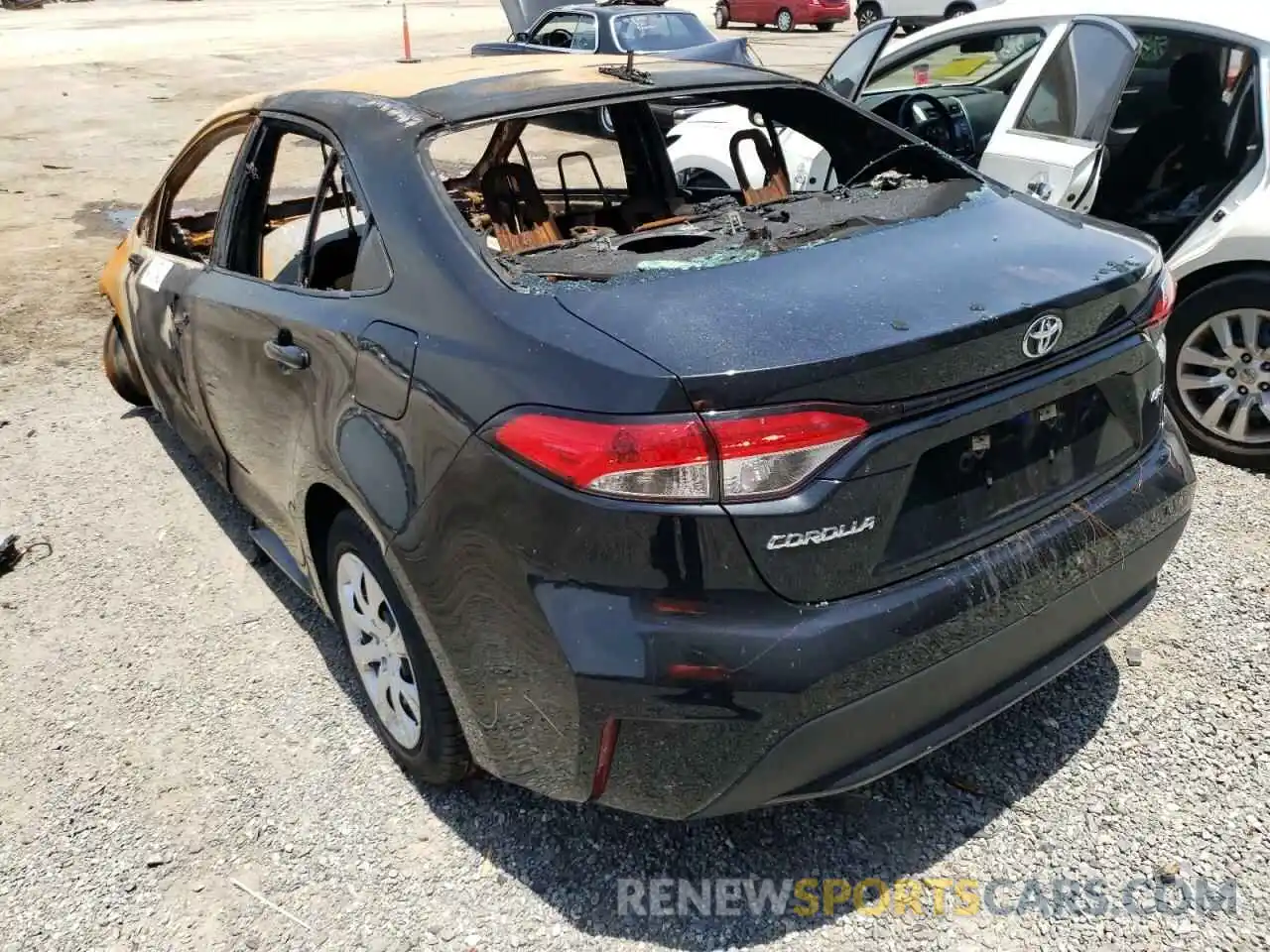 3 Photograph of a damaged car 5YFEPRAE6LP029075 TOYOTA COROLLA 2020