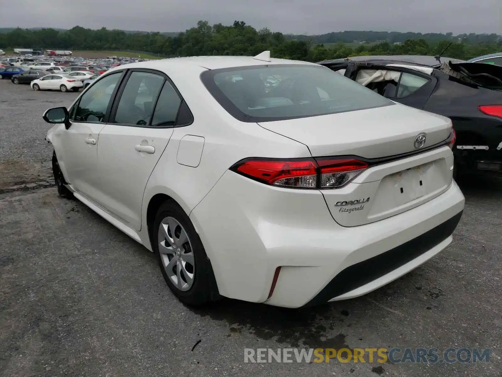 3 Photograph of a damaged car 5YFEPRAE6LP029349 TOYOTA COROLLA 2020