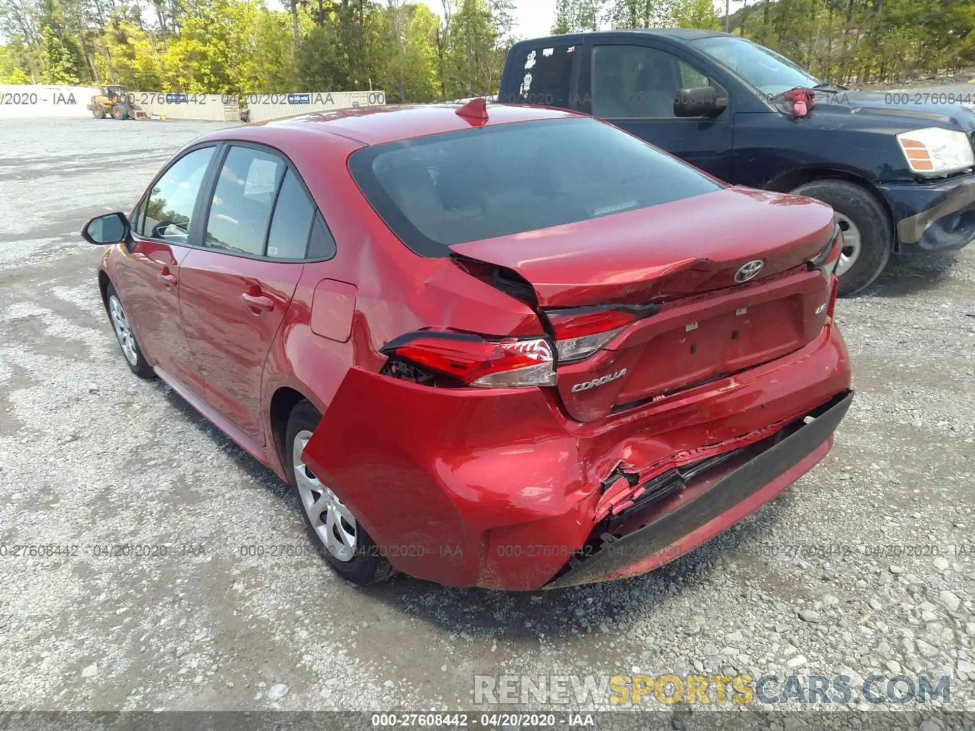 3 Photograph of a damaged car 5YFEPRAE6LP031067 TOYOTA COROLLA 2020