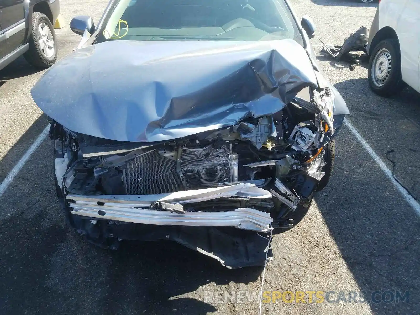 7 Photograph of a damaged car 5YFEPRAE6LP035832 TOYOTA COROLLA 2020