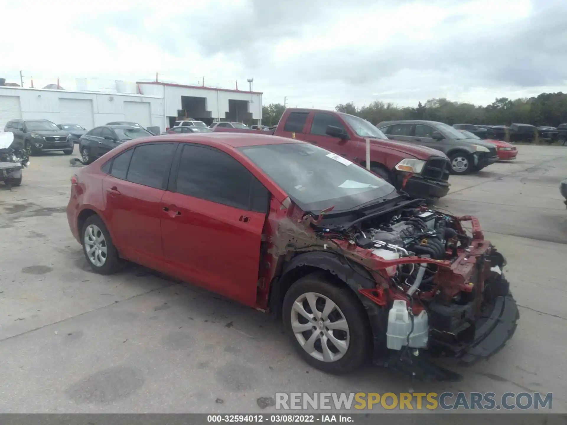 1 Photograph of a damaged car 5YFEPRAE6LP035992 TOYOTA COROLLA 2020