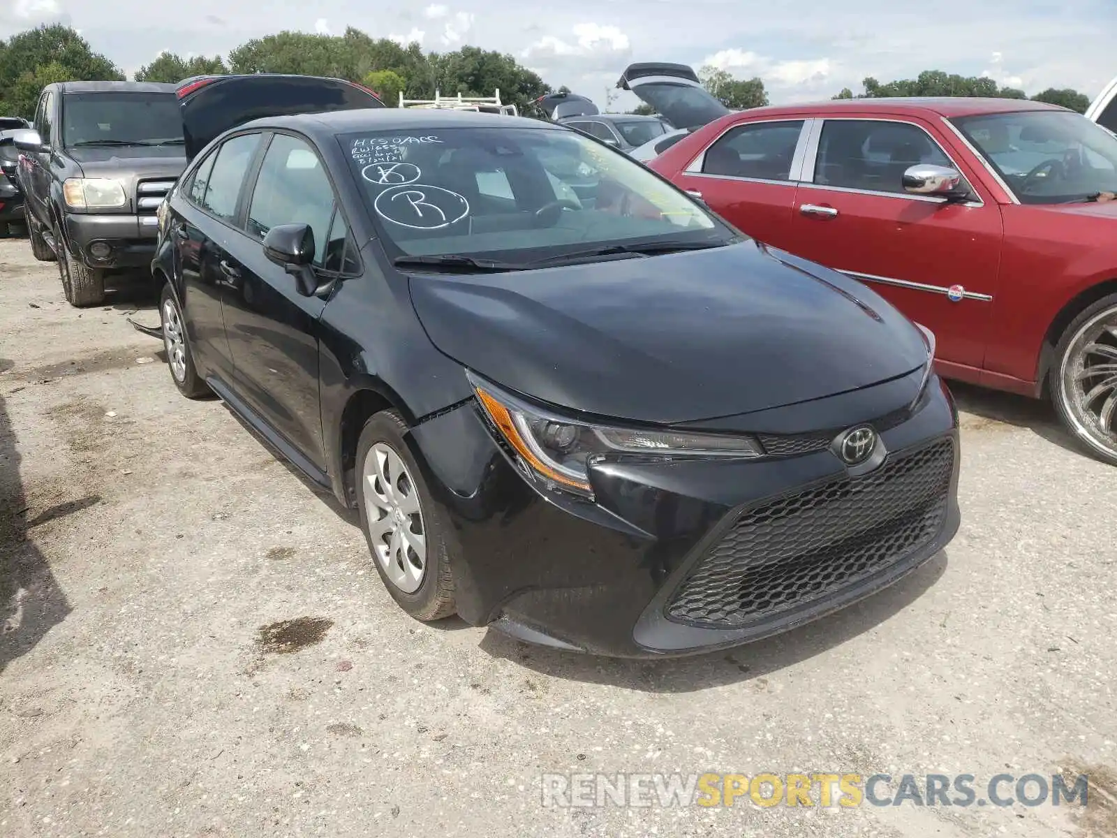 1 Photograph of a damaged car 5YFEPRAE6LP036351 TOYOTA COROLLA 2020