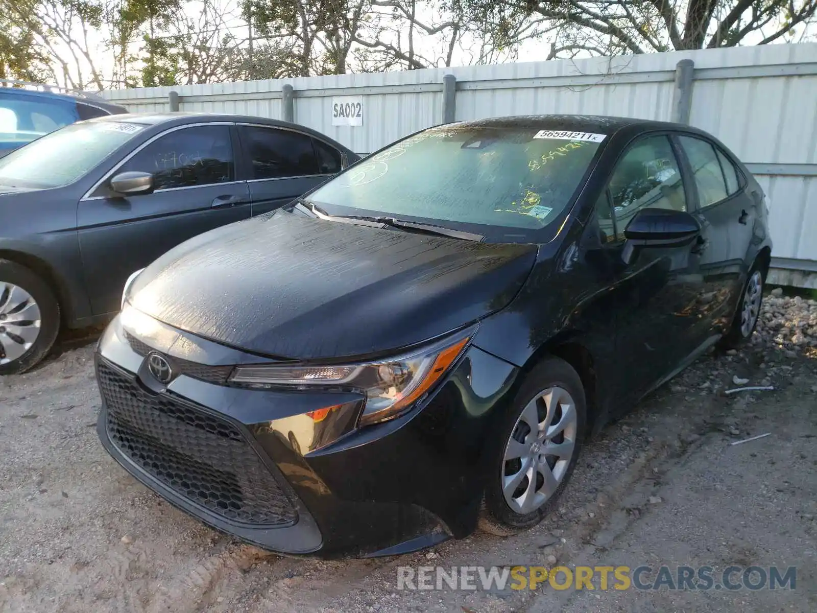 2 Photograph of a damaged car 5YFEPRAE6LP036351 TOYOTA COROLLA 2020