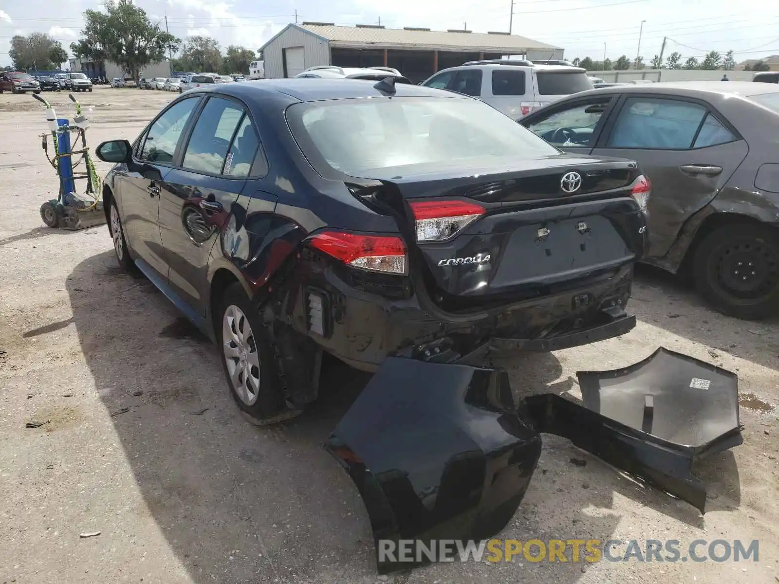 3 Photograph of a damaged car 5YFEPRAE6LP036351 TOYOTA COROLLA 2020