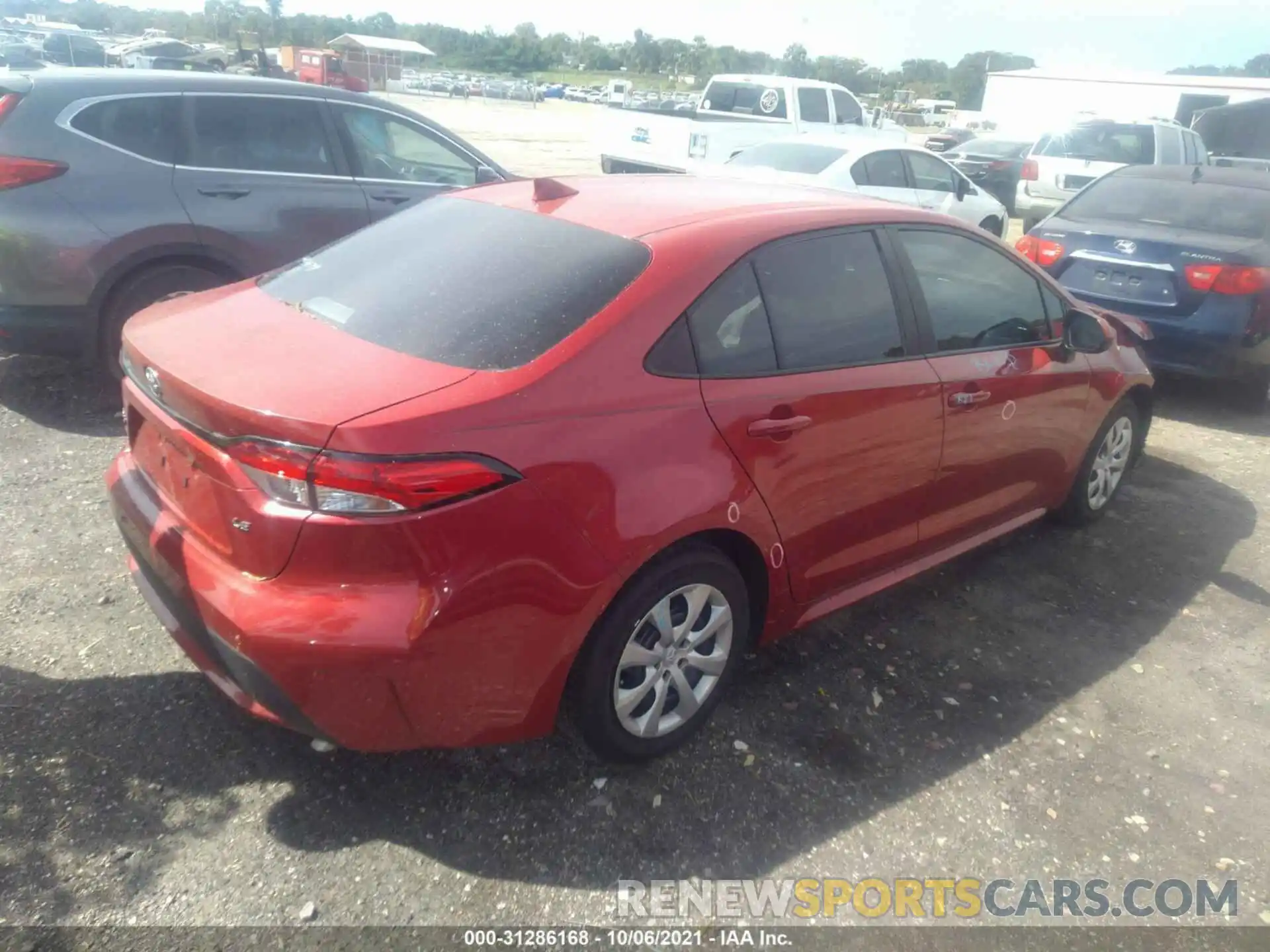 4 Photograph of a damaged car 5YFEPRAE6LP036382 TOYOTA COROLLA 2020