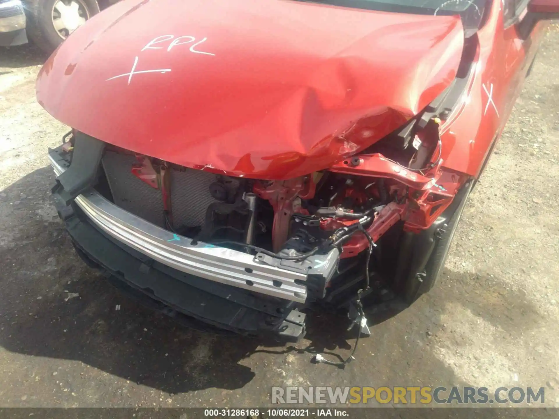 6 Photograph of a damaged car 5YFEPRAE6LP036382 TOYOTA COROLLA 2020