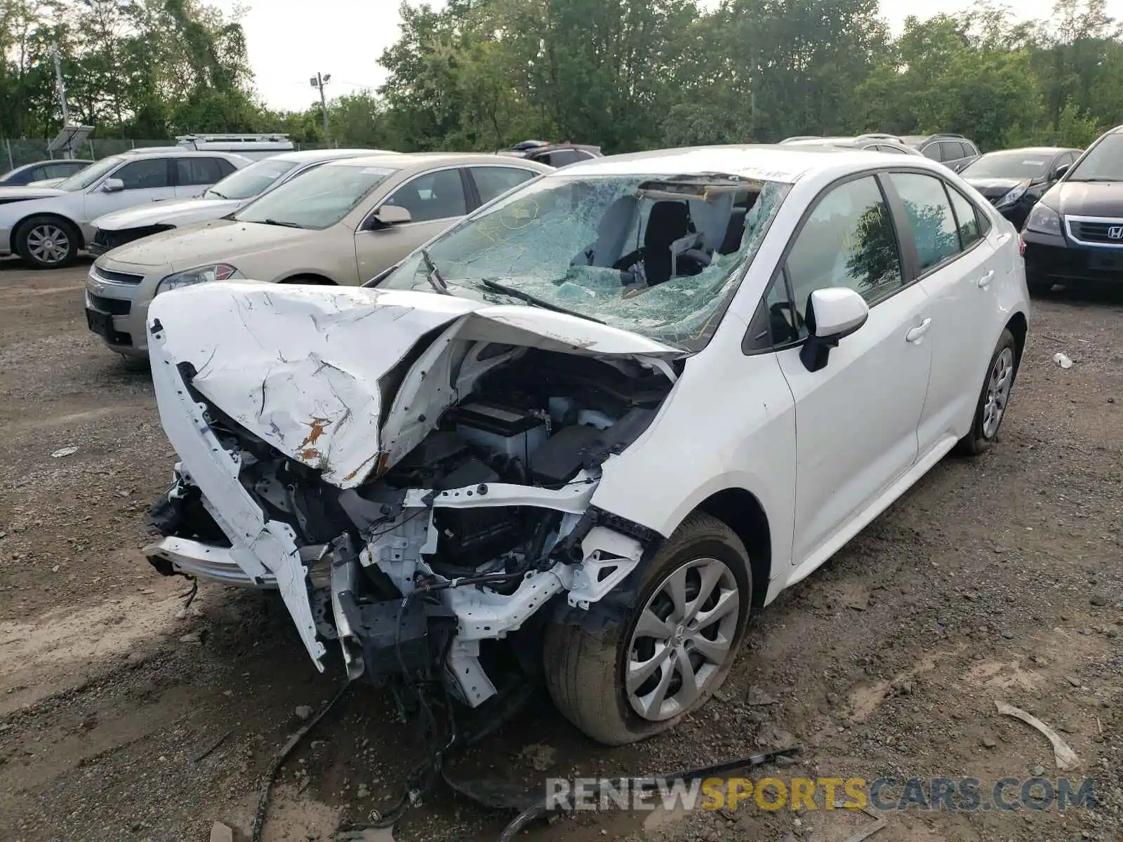 2 Photograph of a damaged car 5YFEPRAE6LP037824 TOYOTA COROLLA 2020