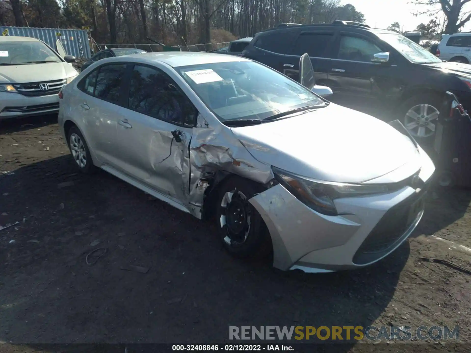 1 Photograph of a damaged car 5YFEPRAE6LP038116 TOYOTA COROLLA 2020