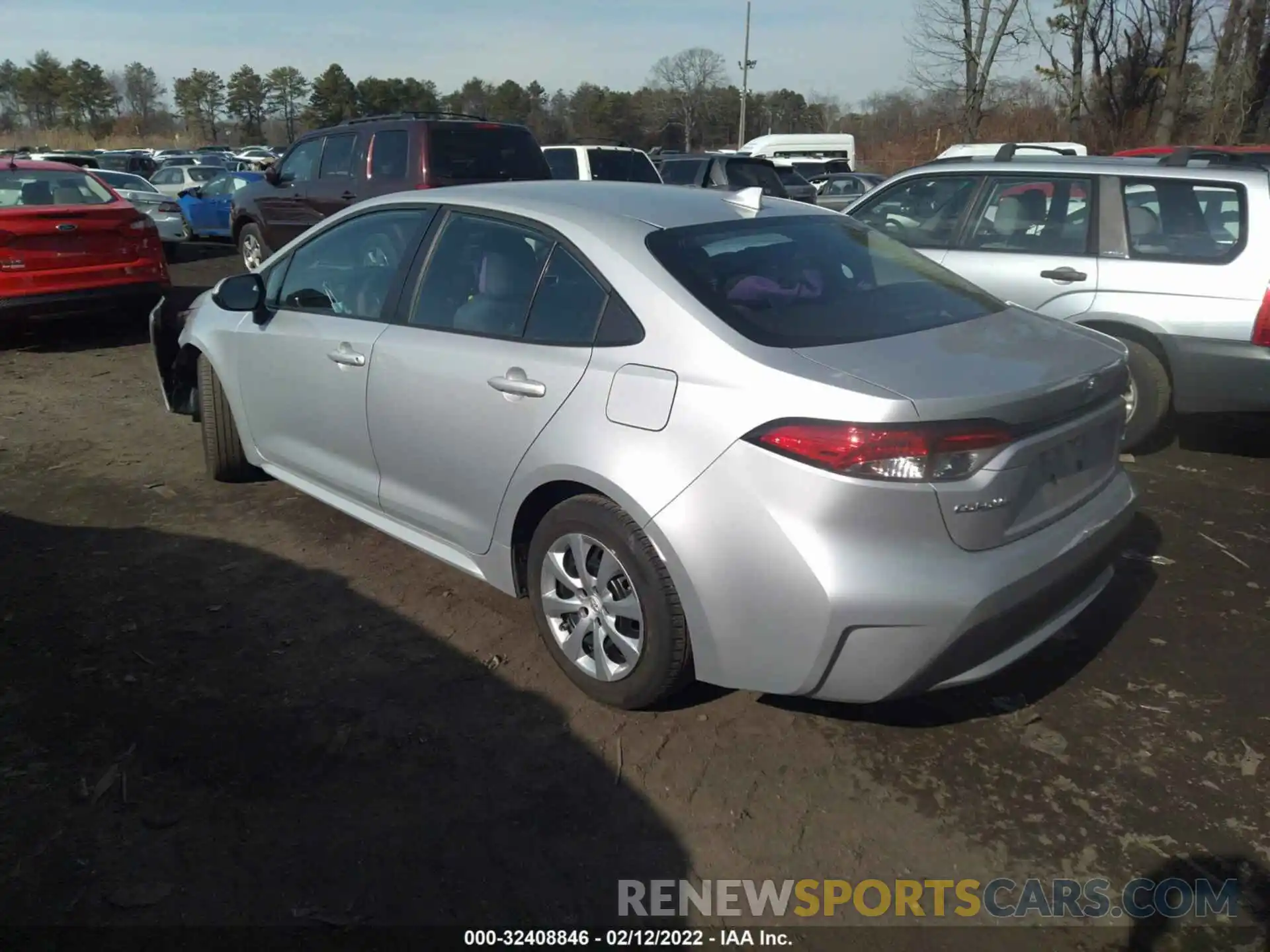 3 Photograph of a damaged car 5YFEPRAE6LP038116 TOYOTA COROLLA 2020