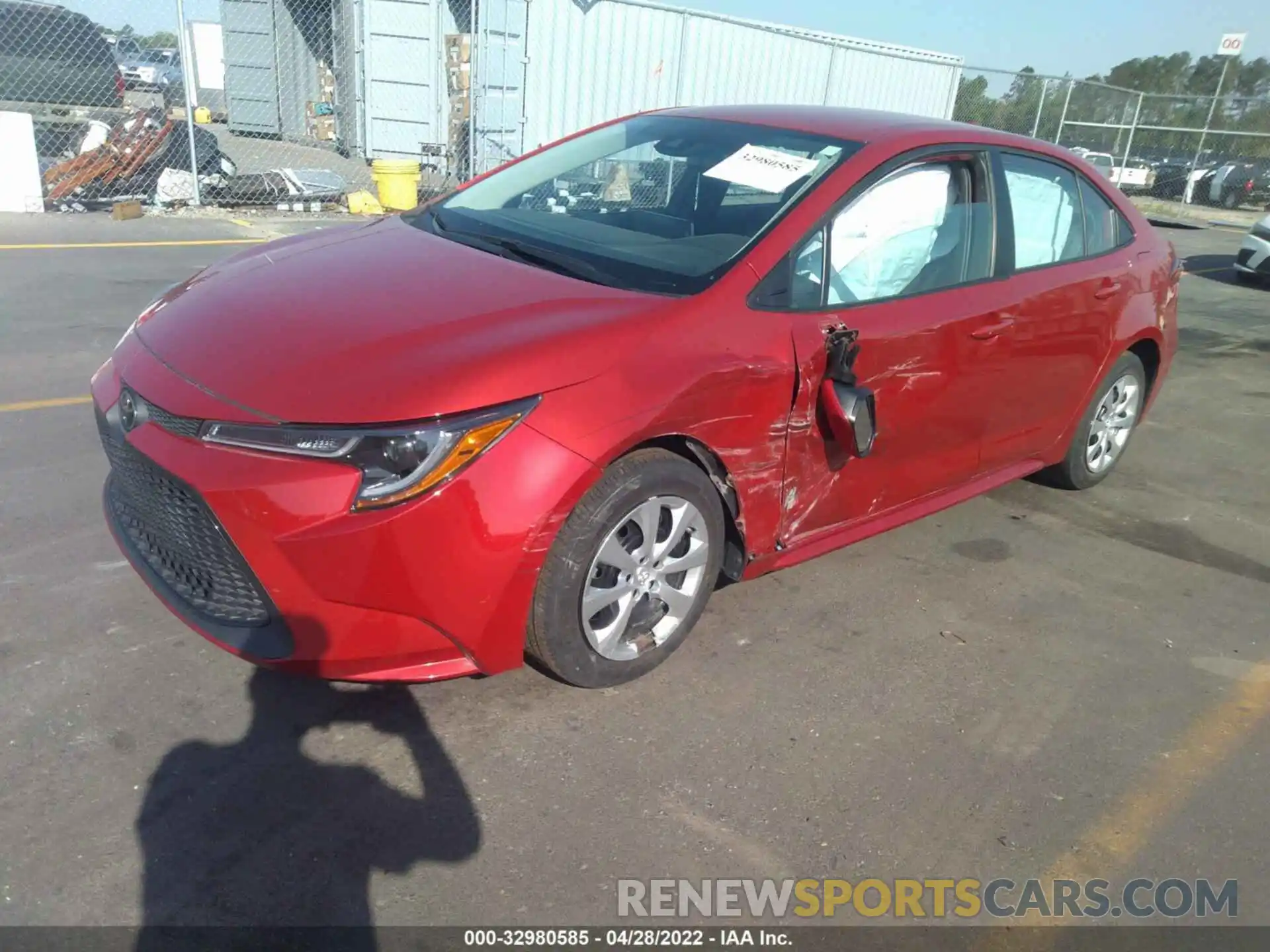 2 Photograph of a damaged car 5YFEPRAE6LP043946 TOYOTA COROLLA 2020