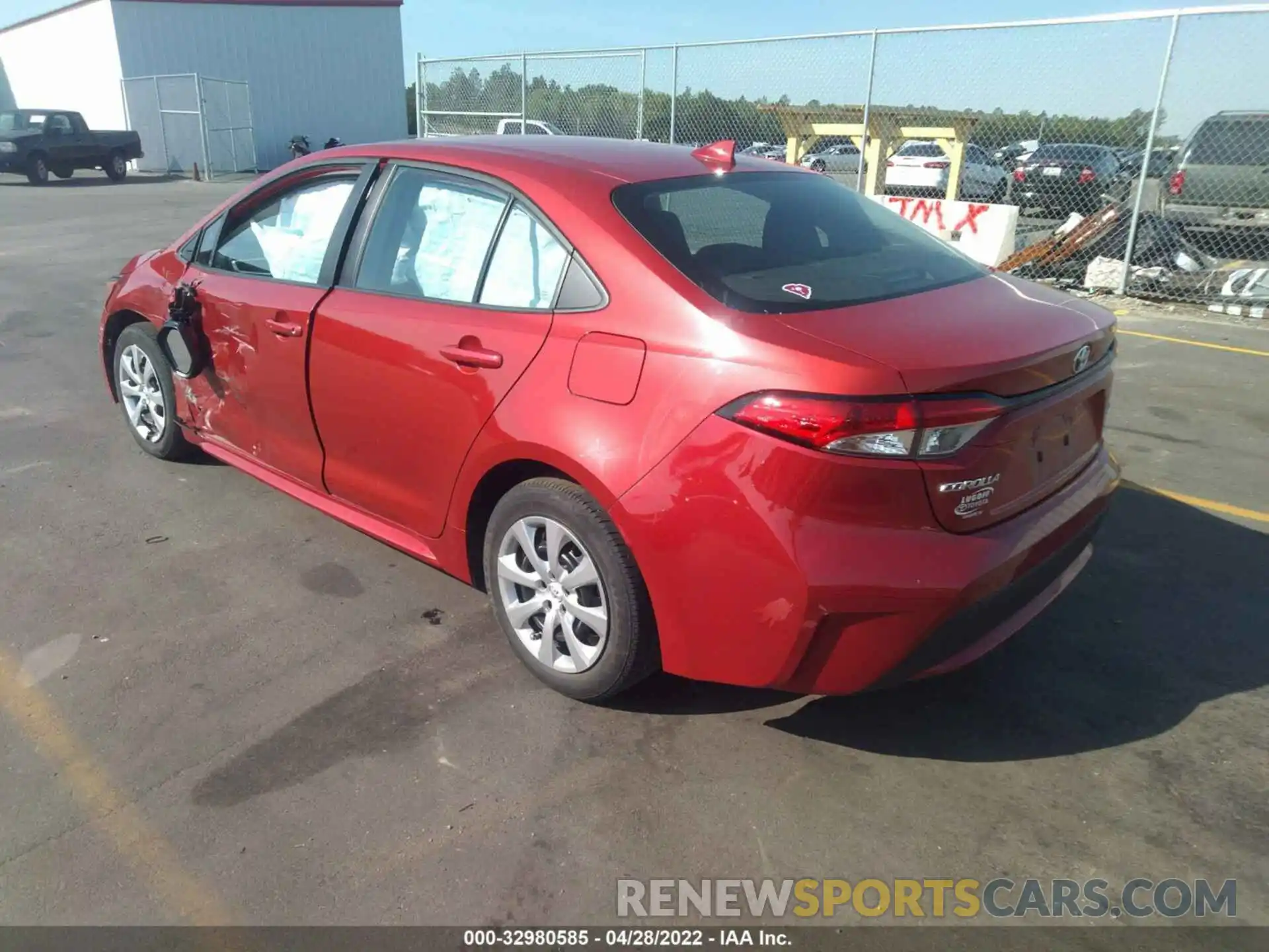 3 Photograph of a damaged car 5YFEPRAE6LP043946 TOYOTA COROLLA 2020