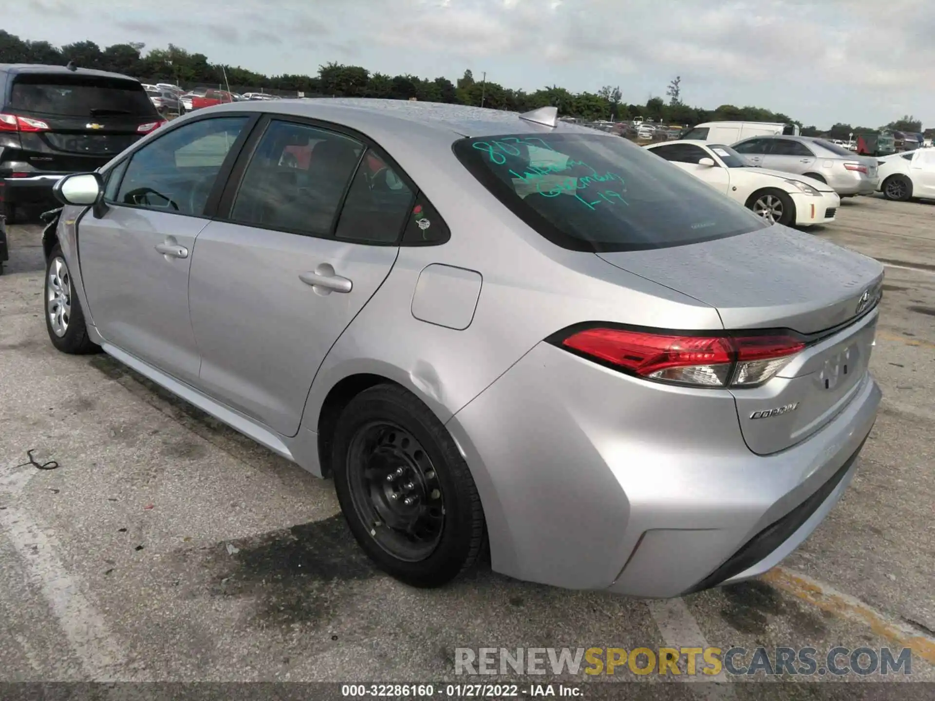 3 Photograph of a damaged car 5YFEPRAE6LP045454 TOYOTA COROLLA 2020