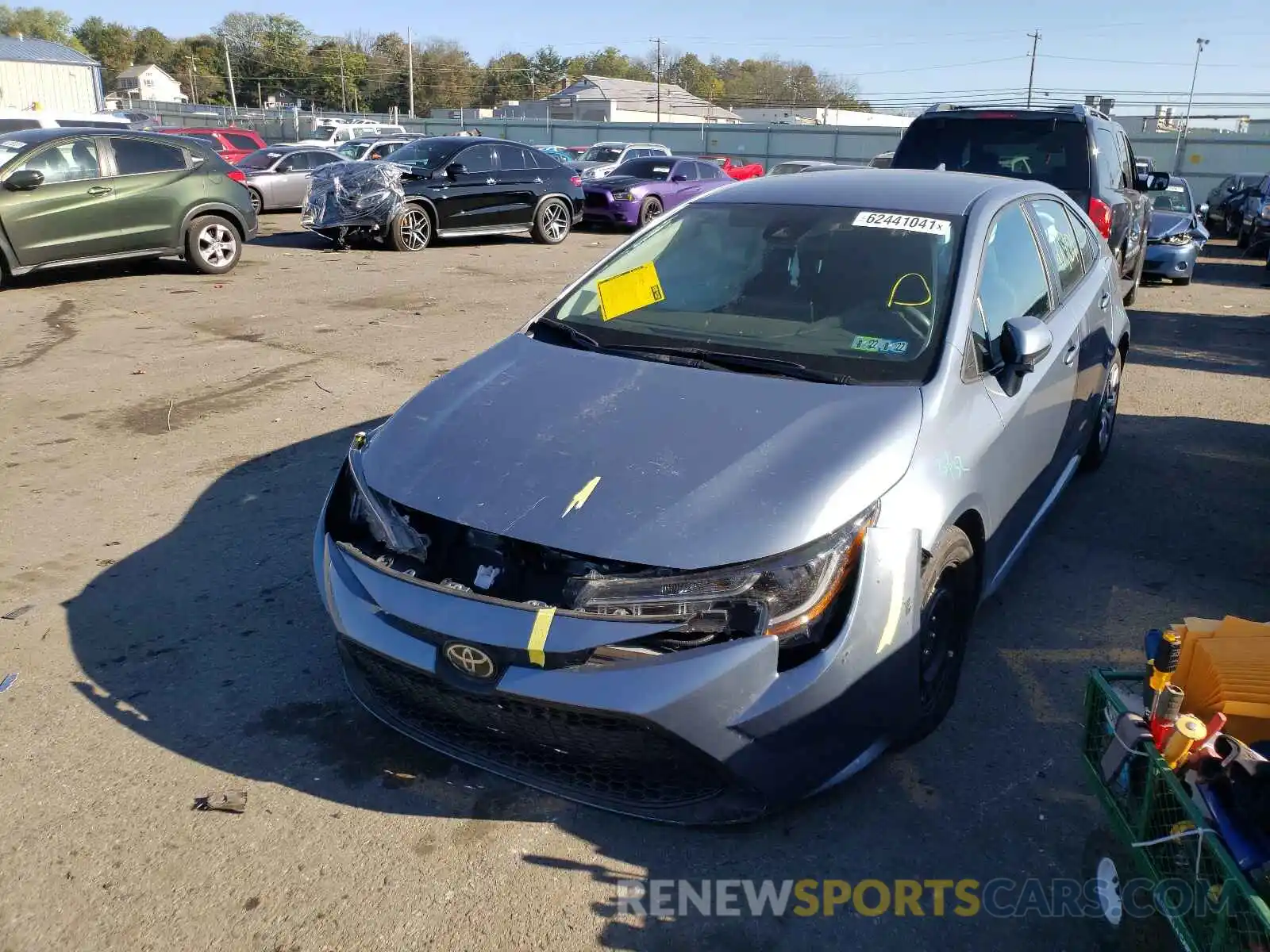 2 Photograph of a damaged car 5YFEPRAE6LP045664 TOYOTA COROLLA 2020