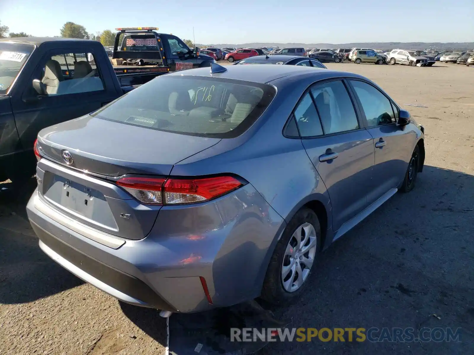 4 Photograph of a damaged car 5YFEPRAE6LP045664 TOYOTA COROLLA 2020