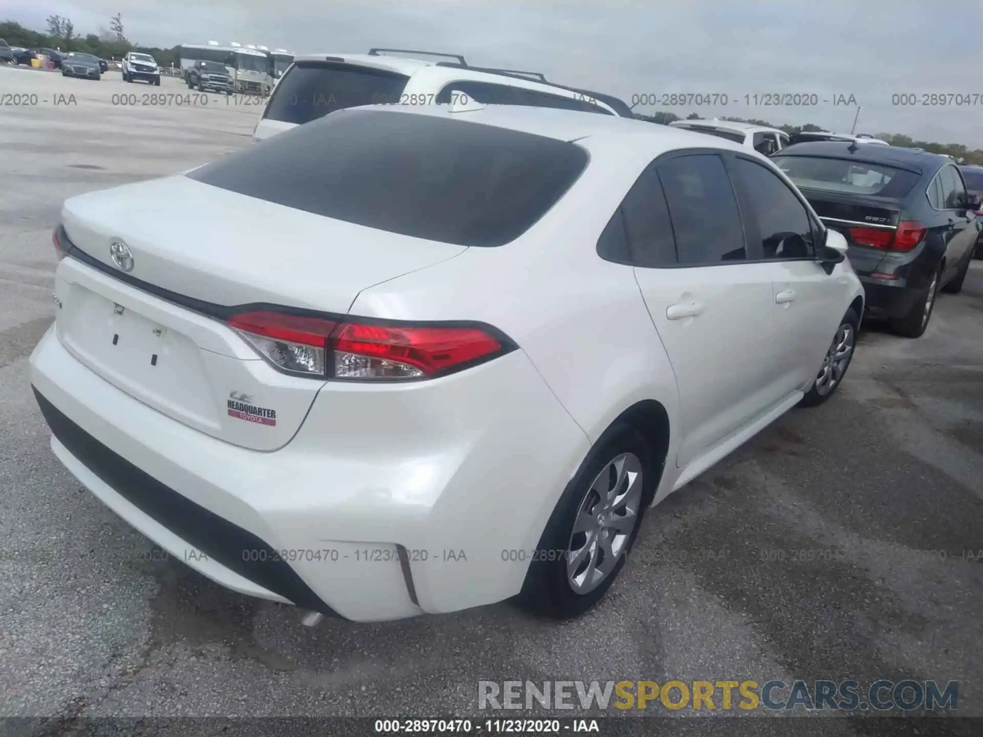 4 Photograph of a damaged car 5YFEPRAE6LP045809 TOYOTA COROLLA 2020