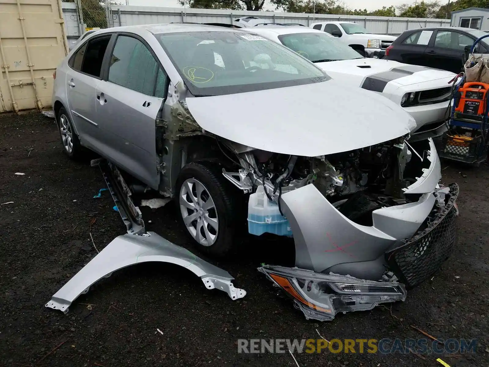 1 Photograph of a damaged car 5YFEPRAE6LP046362 TOYOTA COROLLA 2020