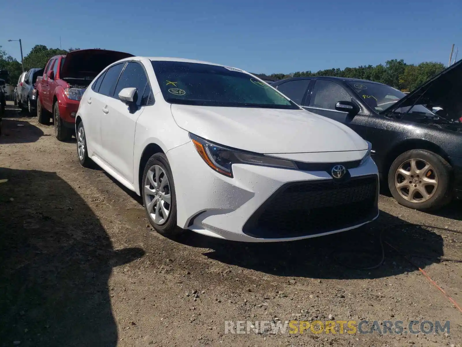 1 Photograph of a damaged car 5YFEPRAE6LP046569 TOYOTA COROLLA 2020