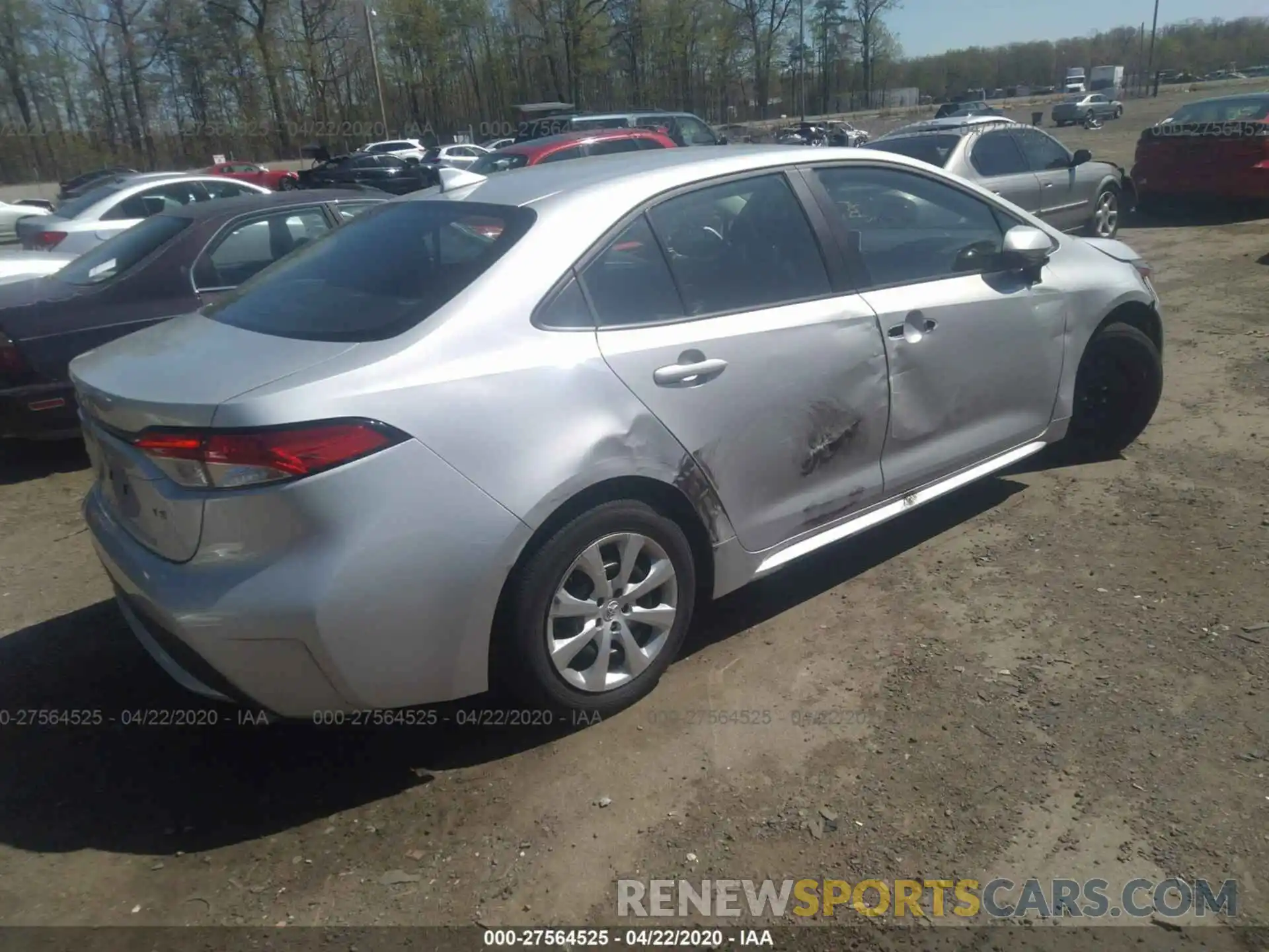 4 Photograph of a damaged car 5YFEPRAE6LP046832 TOYOTA COROLLA 2020