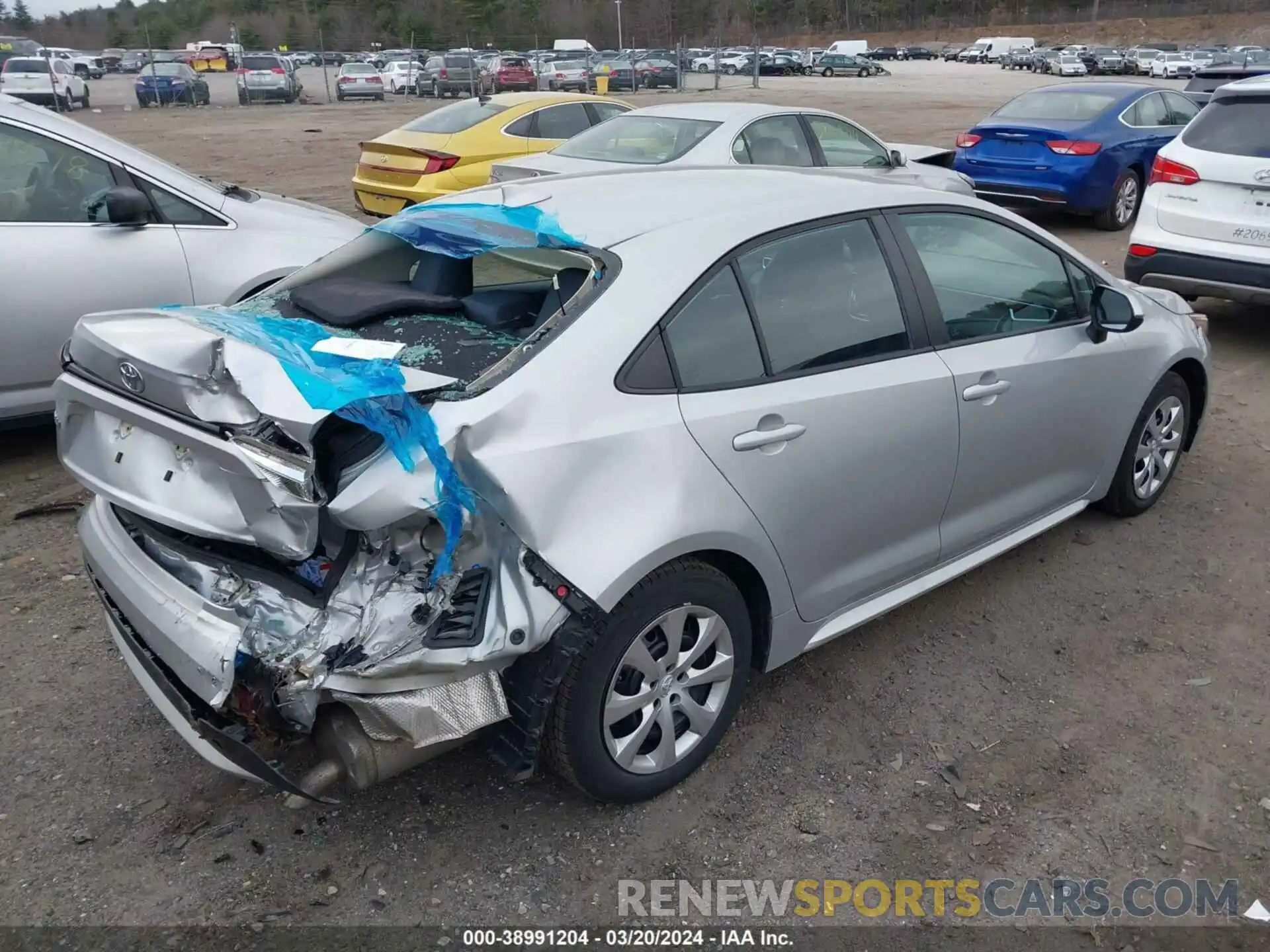 4 Photograph of a damaged car 5YFEPRAE6LP047821 TOYOTA COROLLA 2020