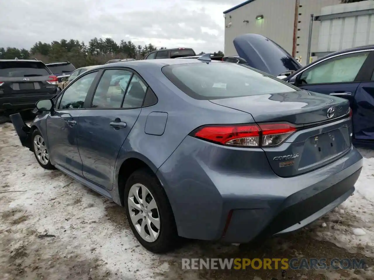 3 Photograph of a damaged car 5YFEPRAE6LP049701 TOYOTA COROLLA 2020