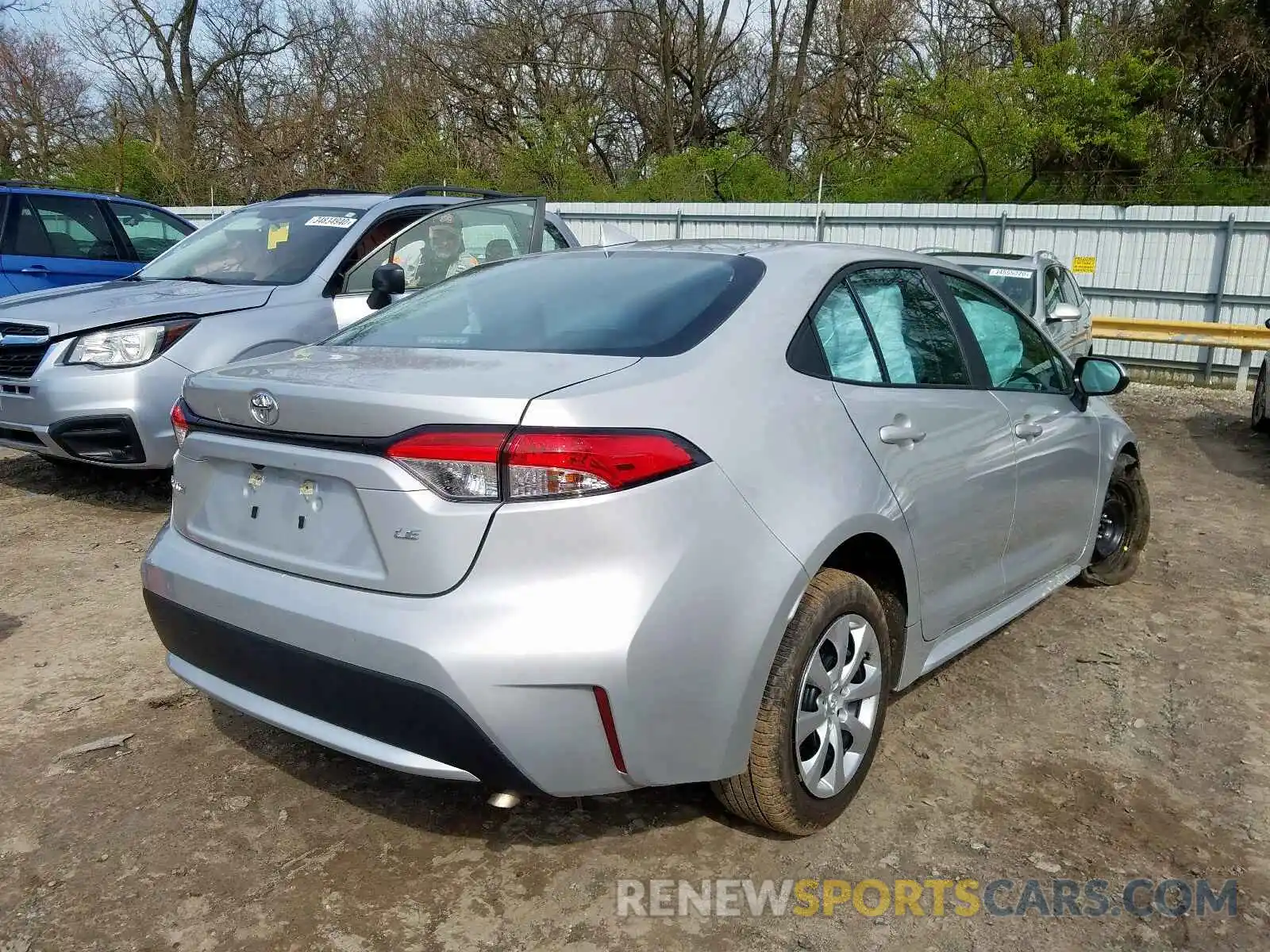 4 Photograph of a damaged car 5YFEPRAE6LP050296 TOYOTA COROLLA 2020