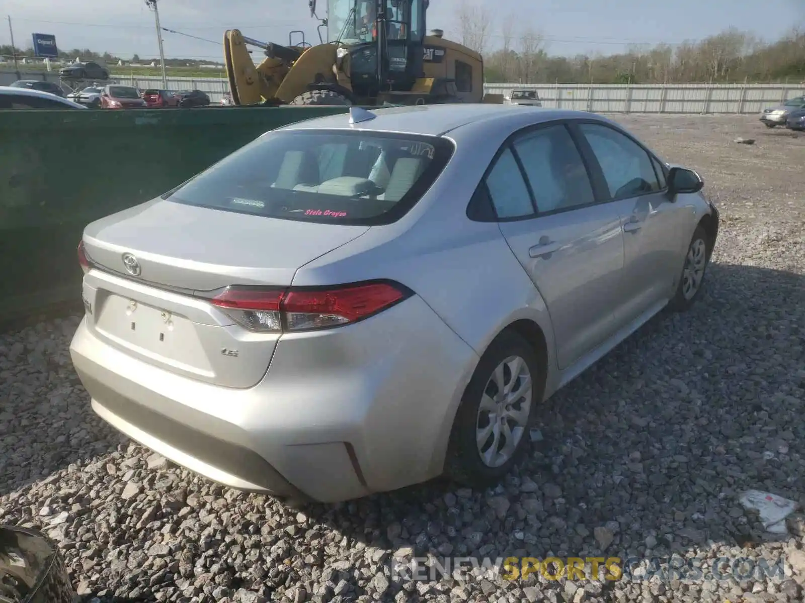 4 Photograph of a damaged car 5YFEPRAE6LP051223 TOYOTA COROLLA 2020