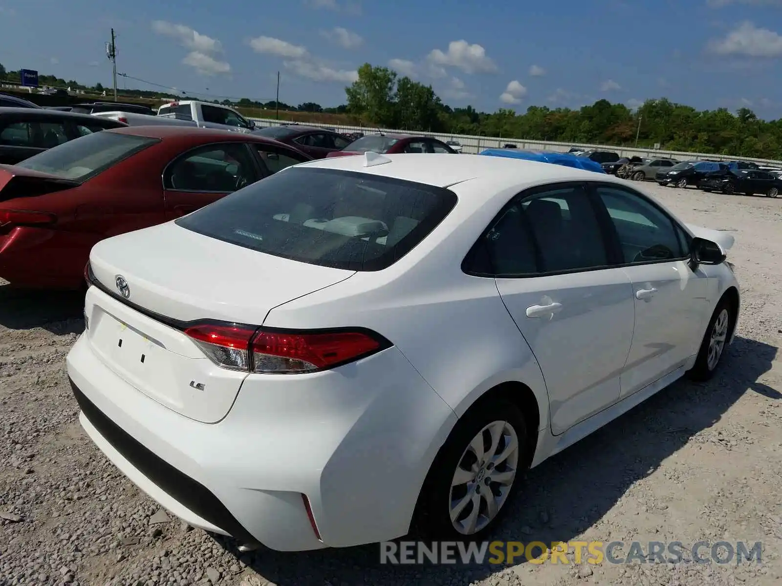 4 Photograph of a damaged car 5YFEPRAE6LP051691 TOYOTA COROLLA 2020