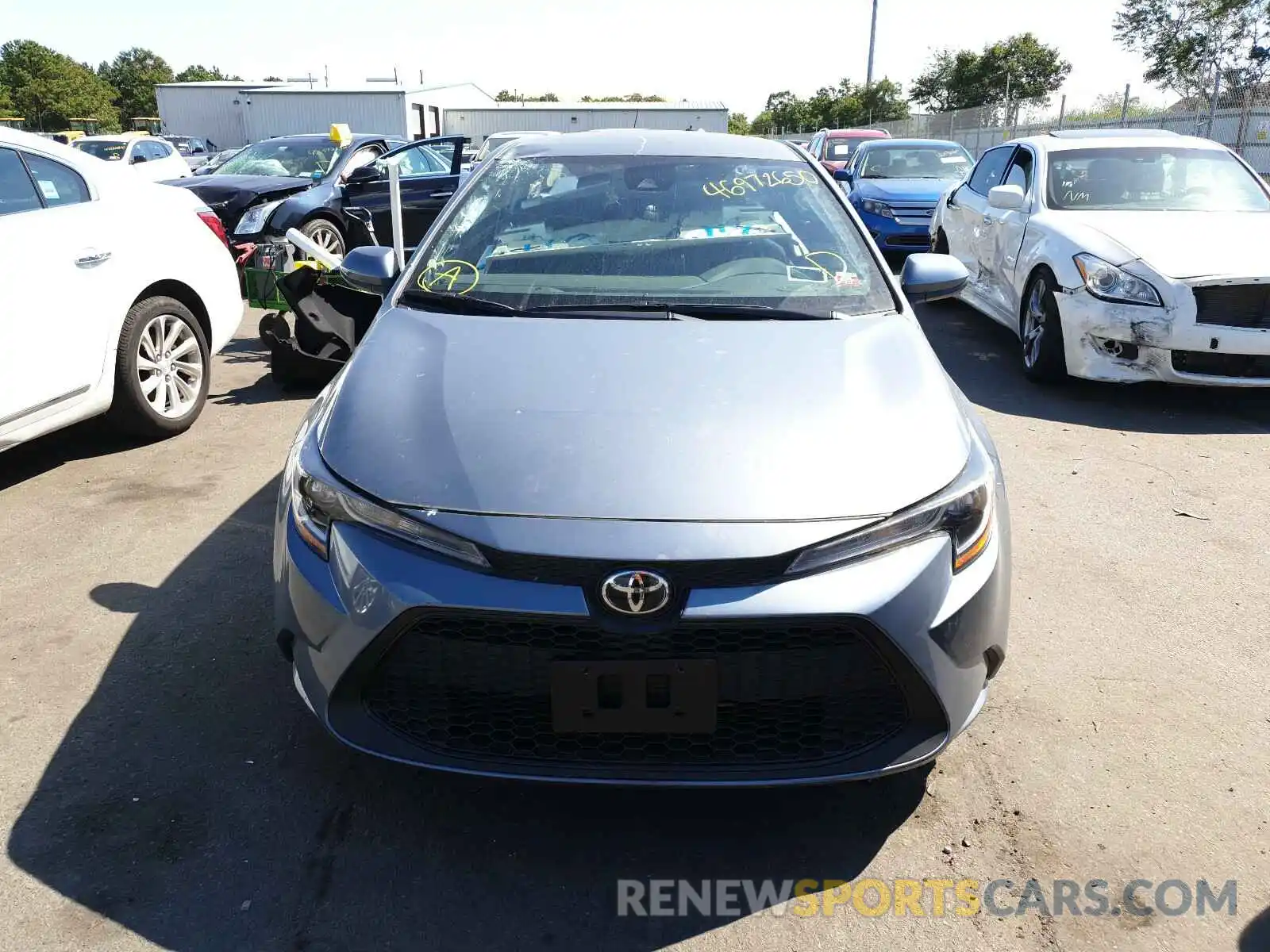 9 Photograph of a damaged car 5YFEPRAE6LP053215 TOYOTA COROLLA 2020