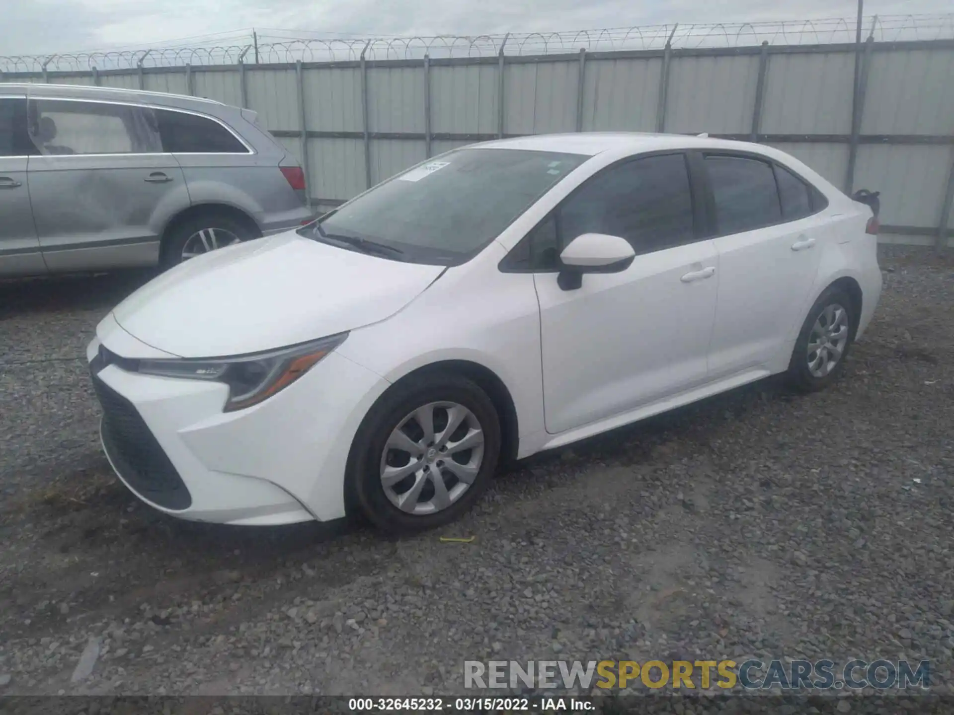 2 Photograph of a damaged car 5YFEPRAE6LP053294 TOYOTA COROLLA 2020