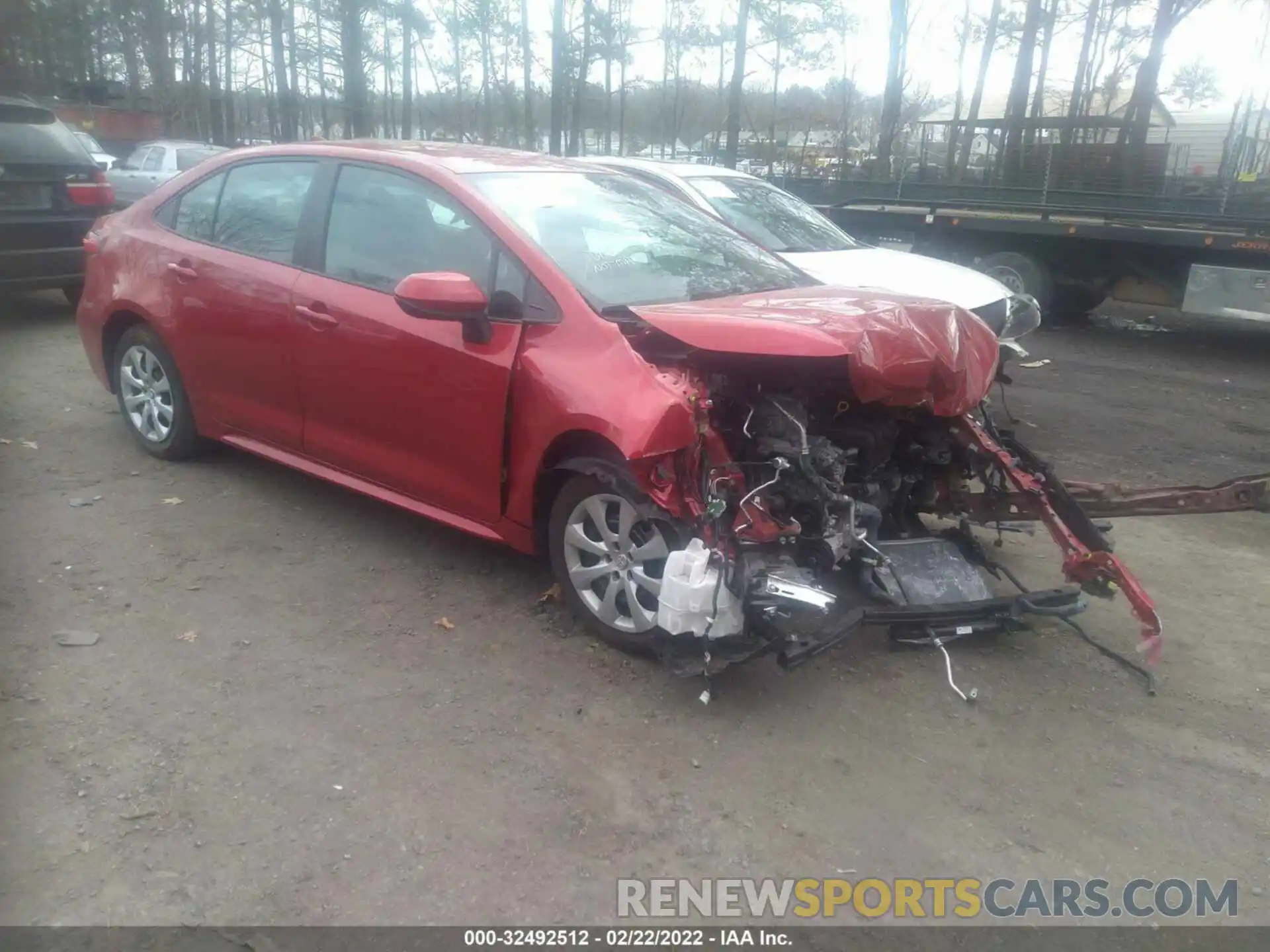 1 Photograph of a damaged car 5YFEPRAE6LP055790 TOYOTA COROLLA 2020