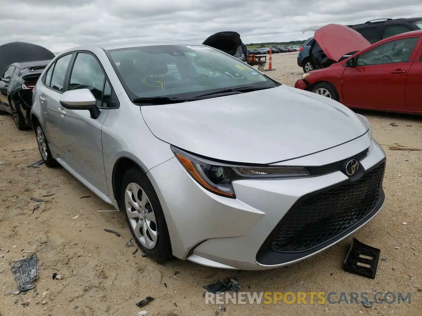 1 Photograph of a damaged car 5YFEPRAE6LP056888 TOYOTA COROLLA 2020