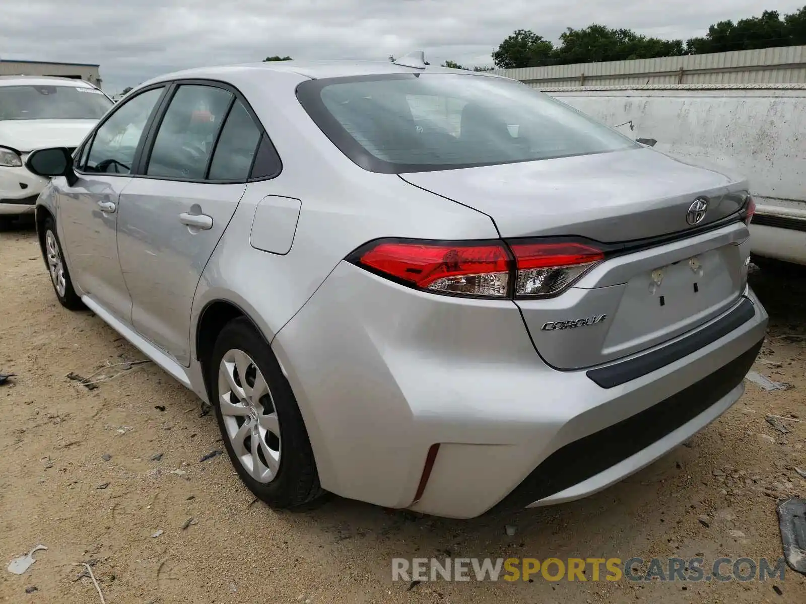 3 Photograph of a damaged car 5YFEPRAE6LP056888 TOYOTA COROLLA 2020