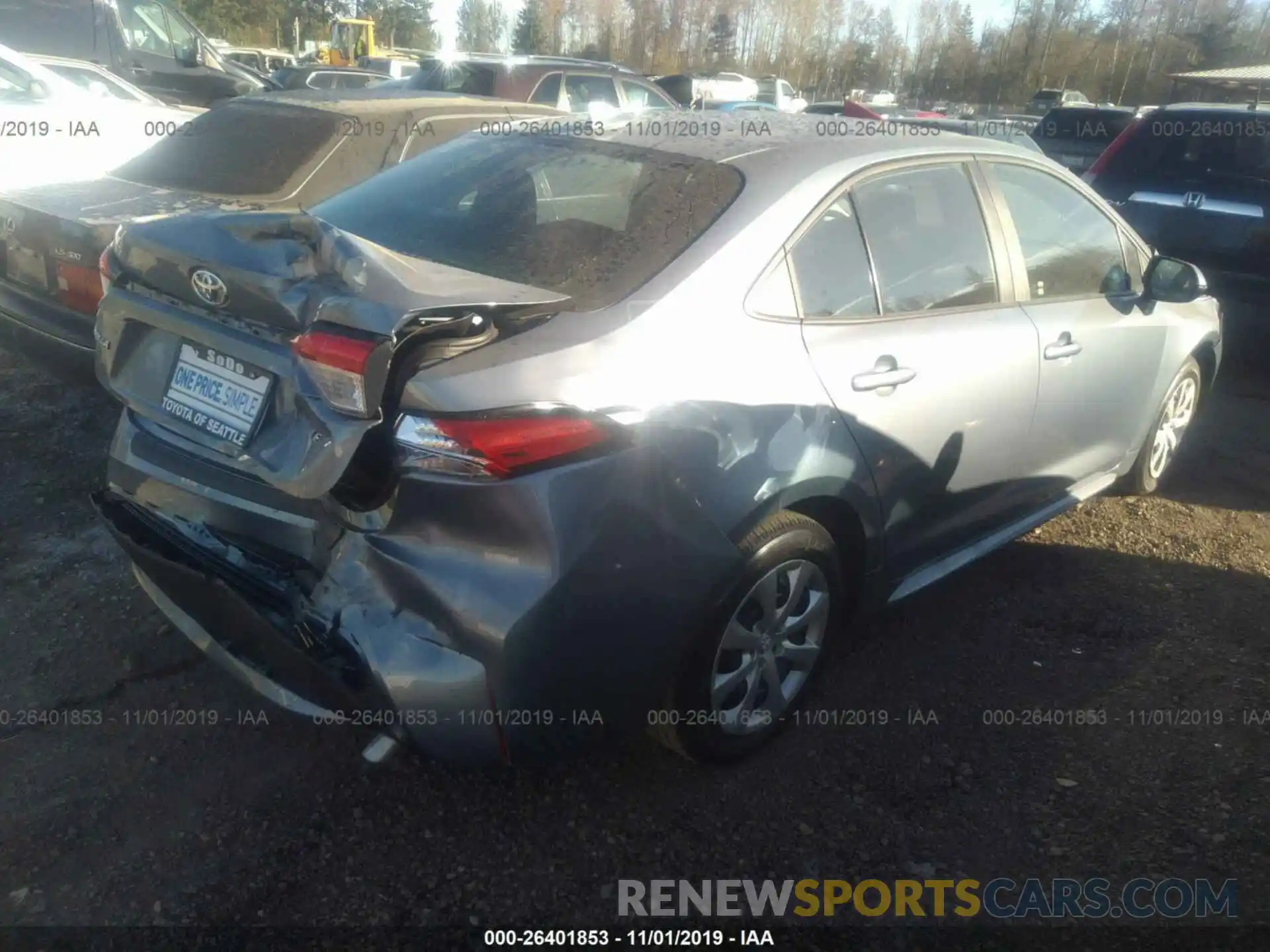 4 Photograph of a damaged car 5YFEPRAE6LP057197 TOYOTA COROLLA 2020