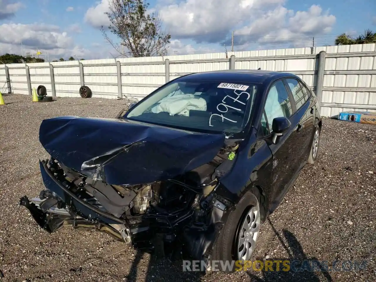 2 Photograph of a damaged car 5YFEPRAE6LP057975 TOYOTA COROLLA 2020