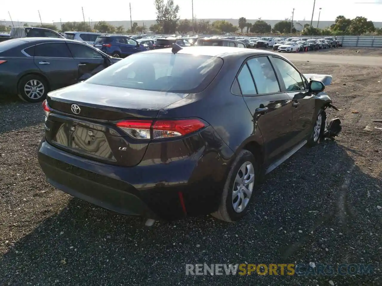 4 Photograph of a damaged car 5YFEPRAE6LP057975 TOYOTA COROLLA 2020