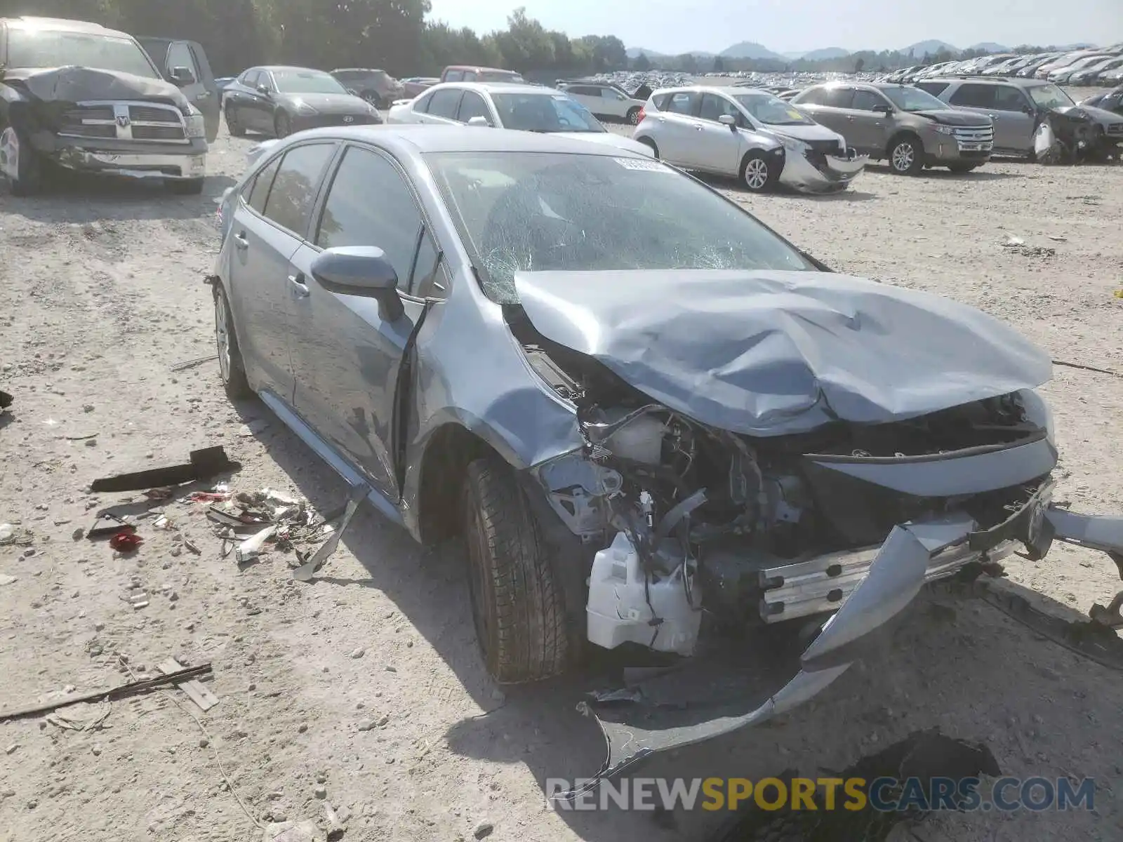 1 Photograph of a damaged car 5YFEPRAE6LP058382 TOYOTA COROLLA 2020