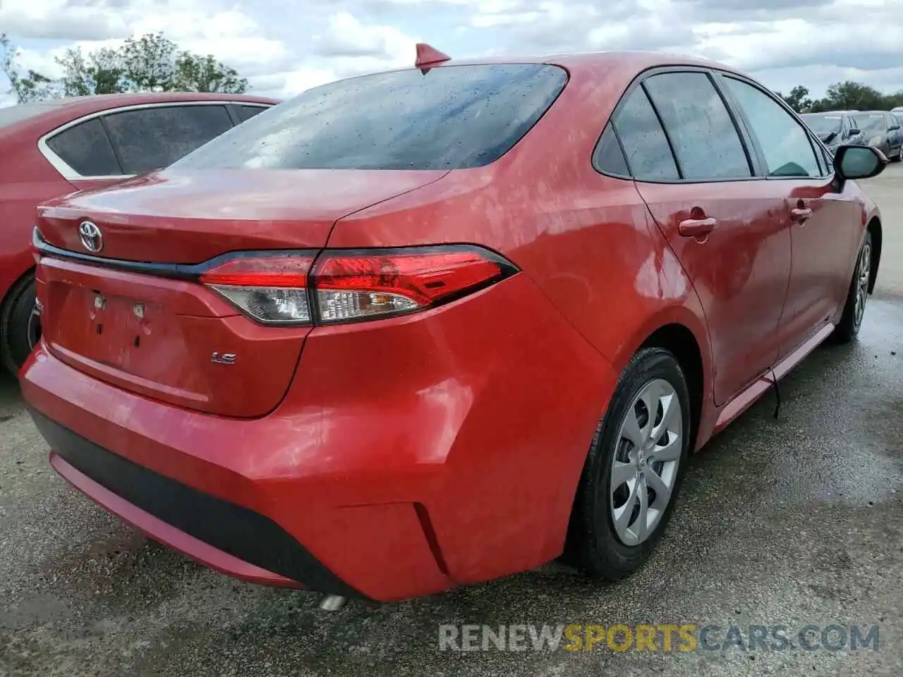 4 Photograph of a damaged car 5YFEPRAE6LP060214 TOYOTA COROLLA 2020