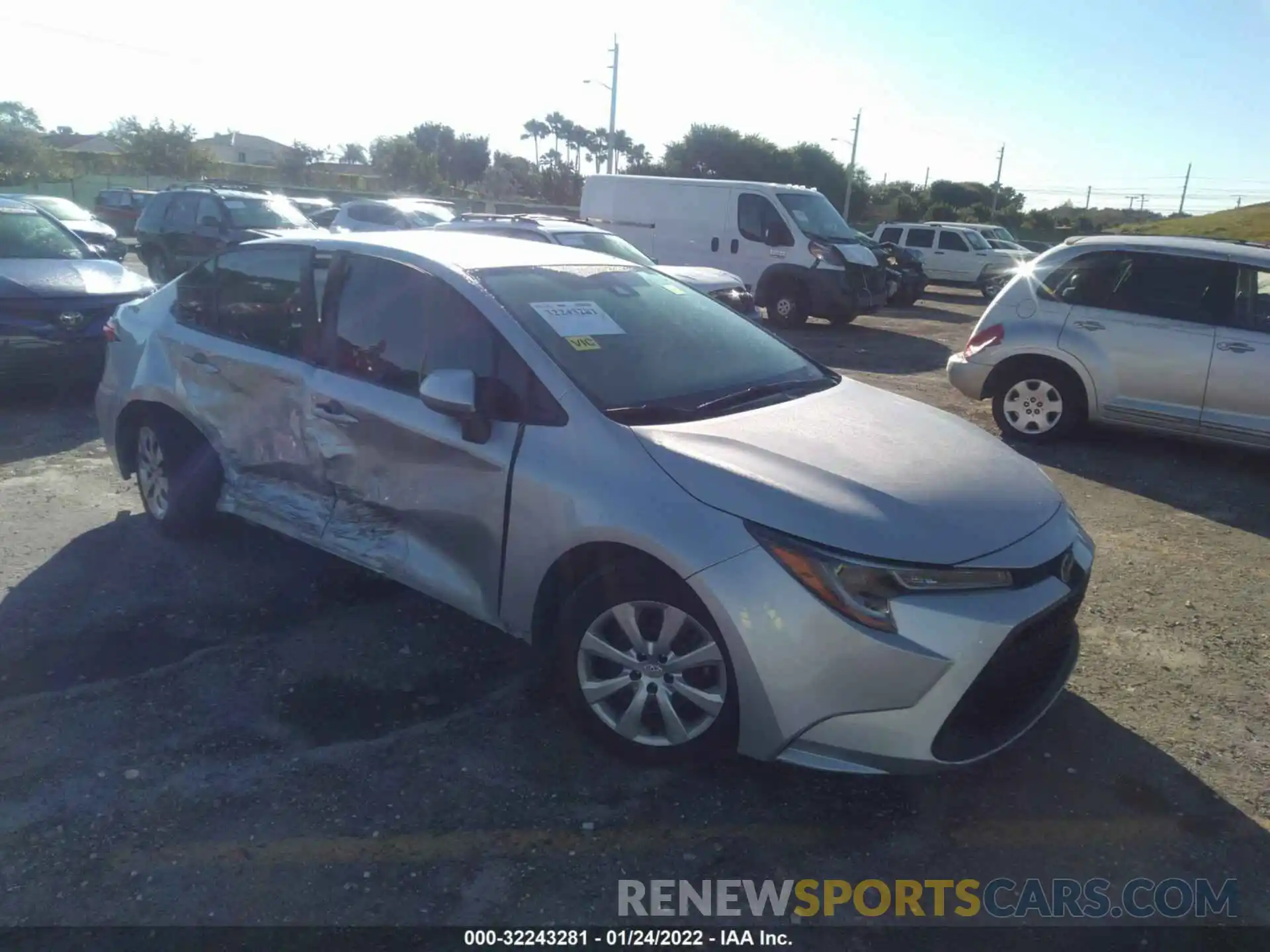 1 Photograph of a damaged car 5YFEPRAE6LP060794 TOYOTA COROLLA 2020