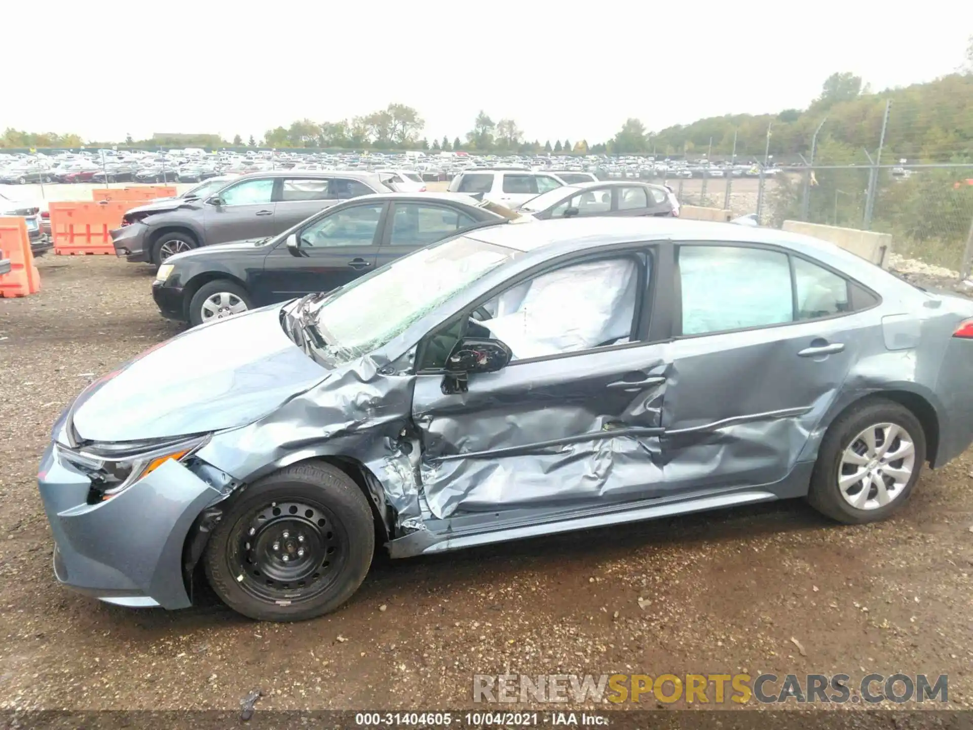 6 Photograph of a damaged car 5YFEPRAE6LP062349 TOYOTA COROLLA 2020