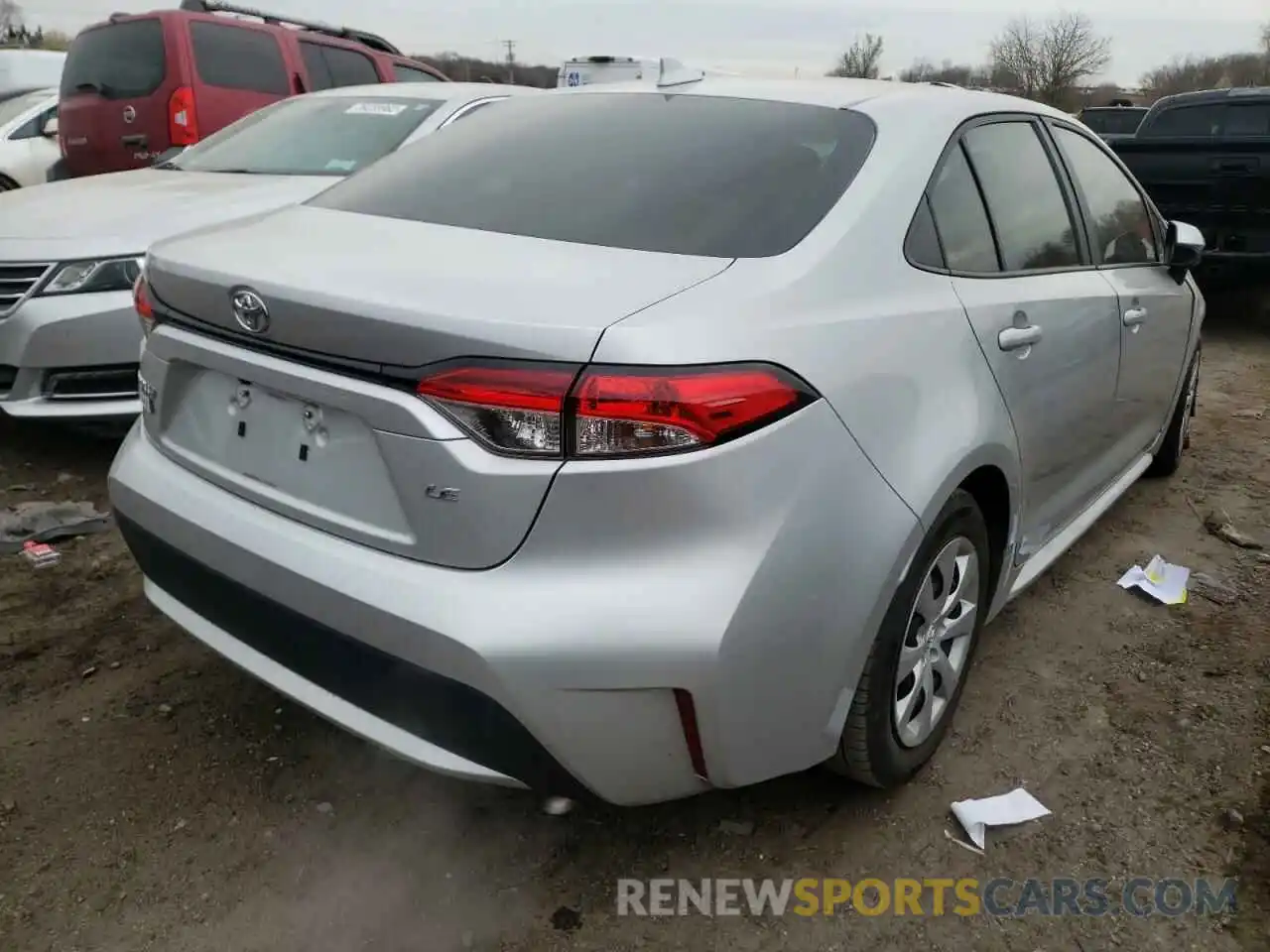 4 Photograph of a damaged car 5YFEPRAE6LP062514 TOYOTA COROLLA 2020