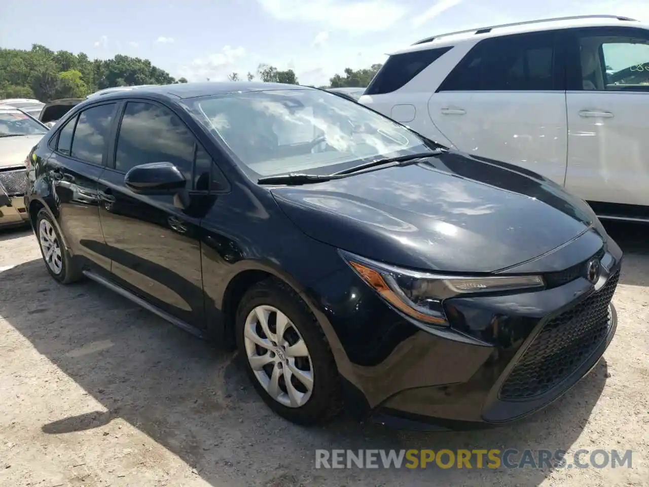 1 Photograph of a damaged car 5YFEPRAE6LP063629 TOYOTA COROLLA 2020