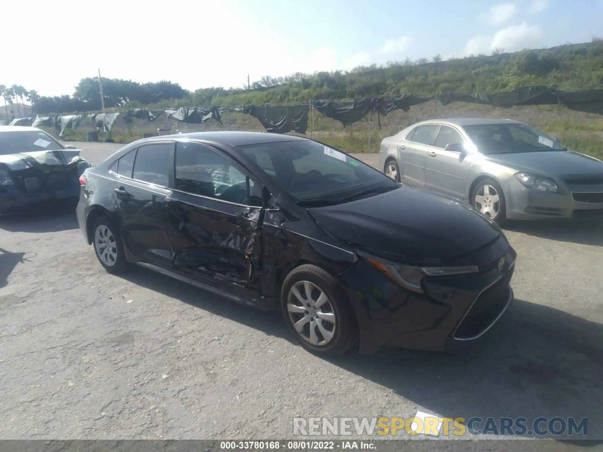 1 Photograph of a damaged car 5YFEPRAE6LP063680 TOYOTA COROLLA 2020