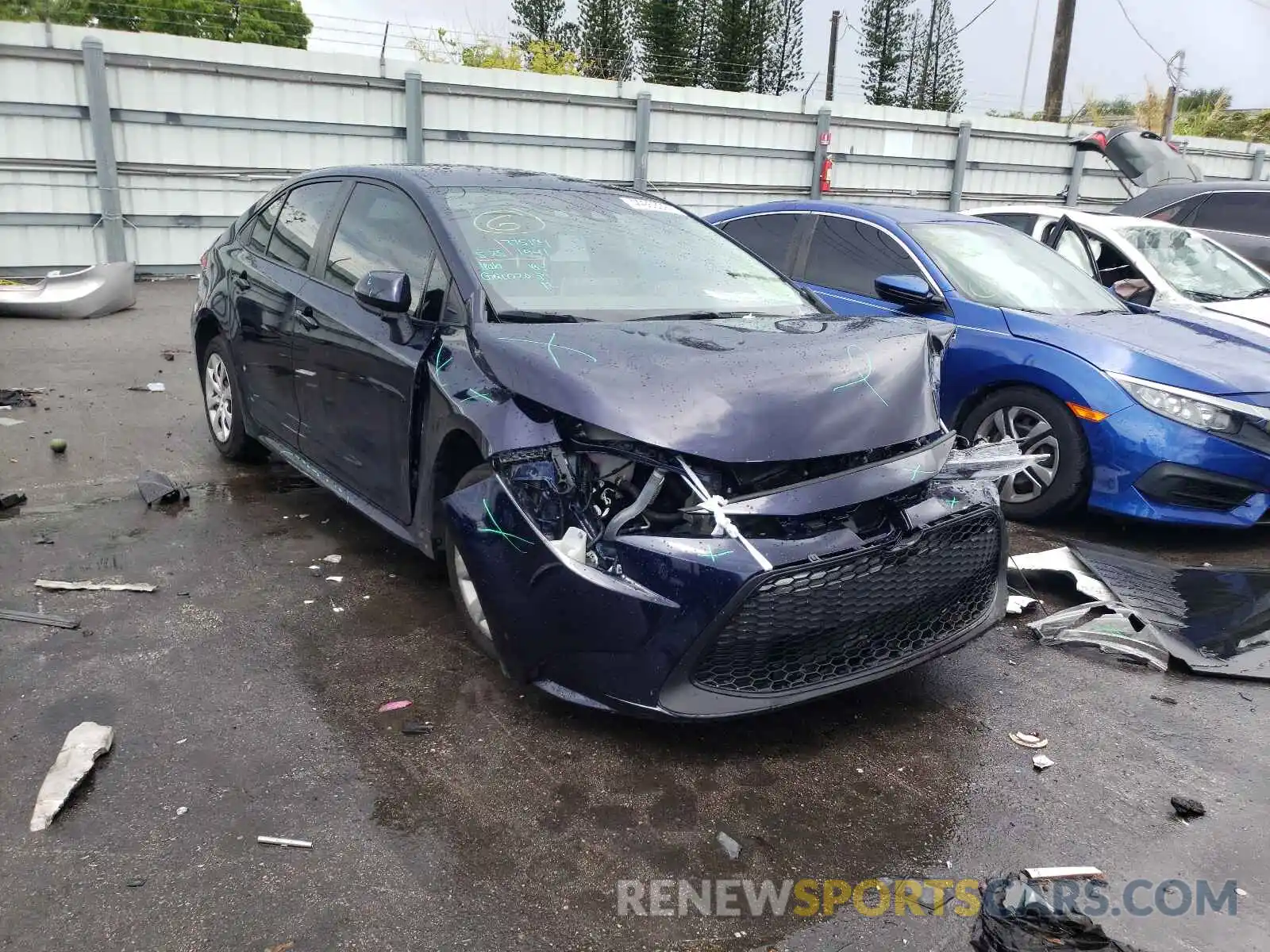 1 Photograph of a damaged car 5YFEPRAE6LP064277 TOYOTA COROLLA 2020